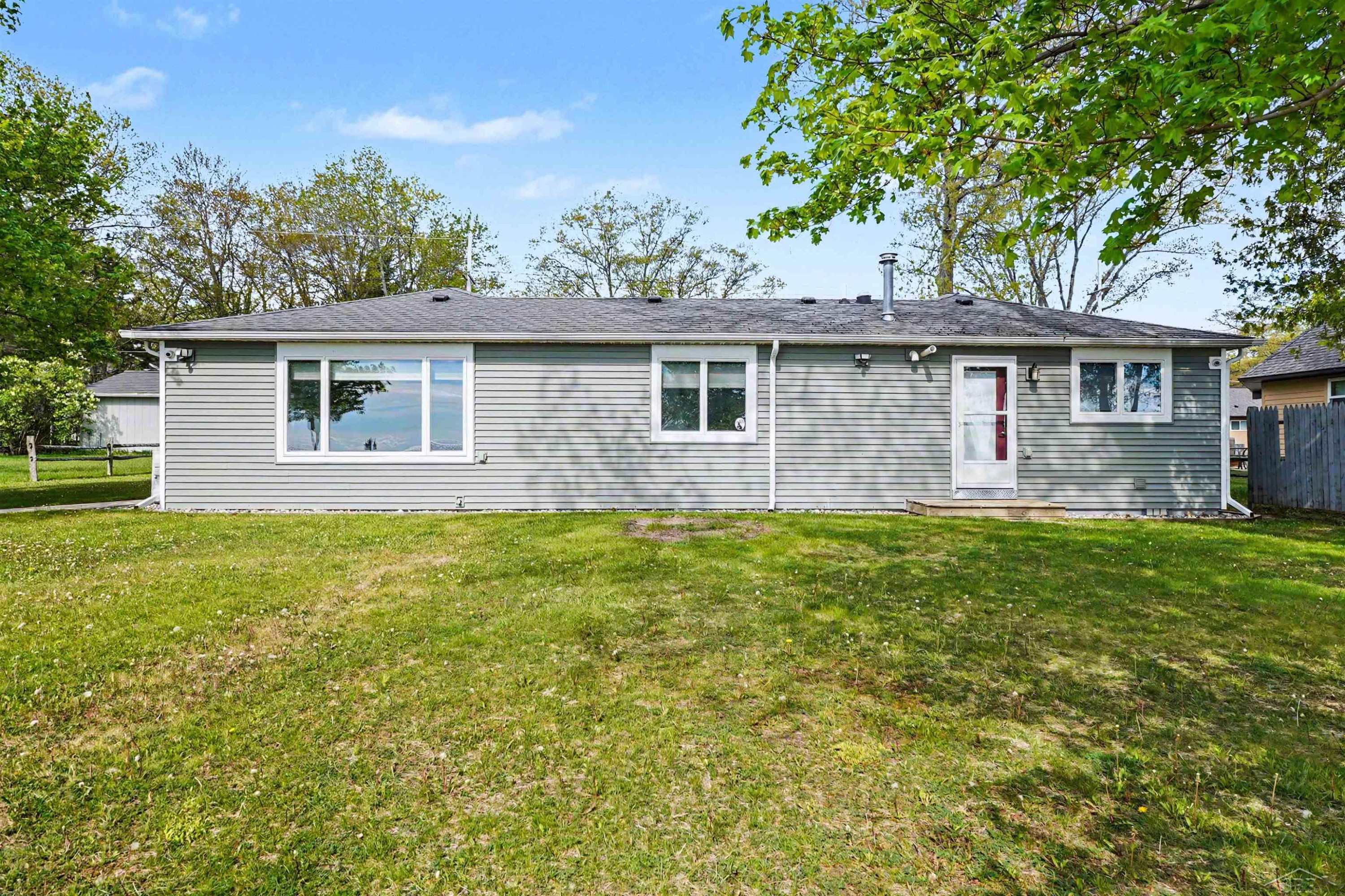 1220 N Huron Road, Tawas City, MI 48763 — Photo 43