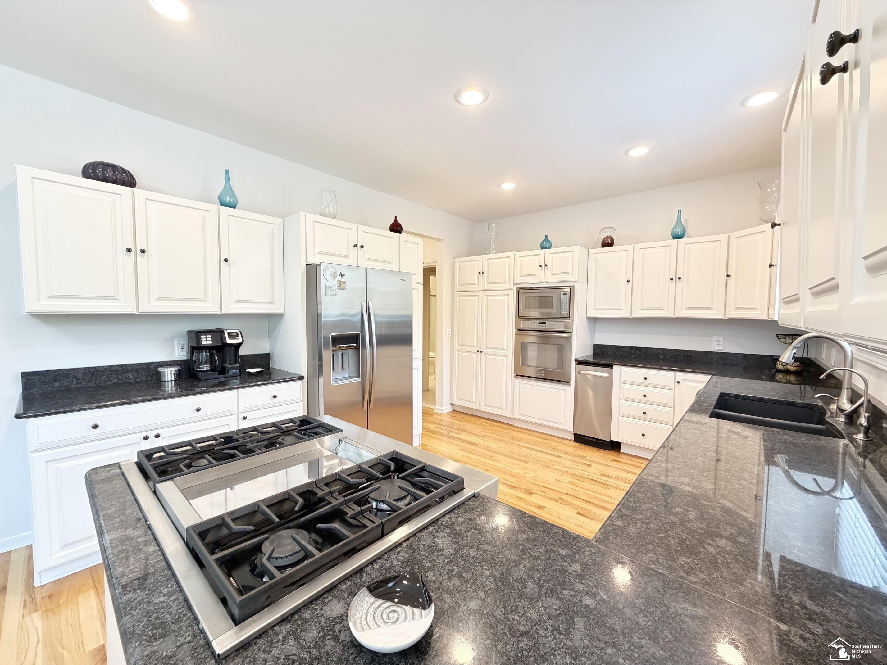 52881 Rico Court, Wixom, MI 48393 — Photo 11