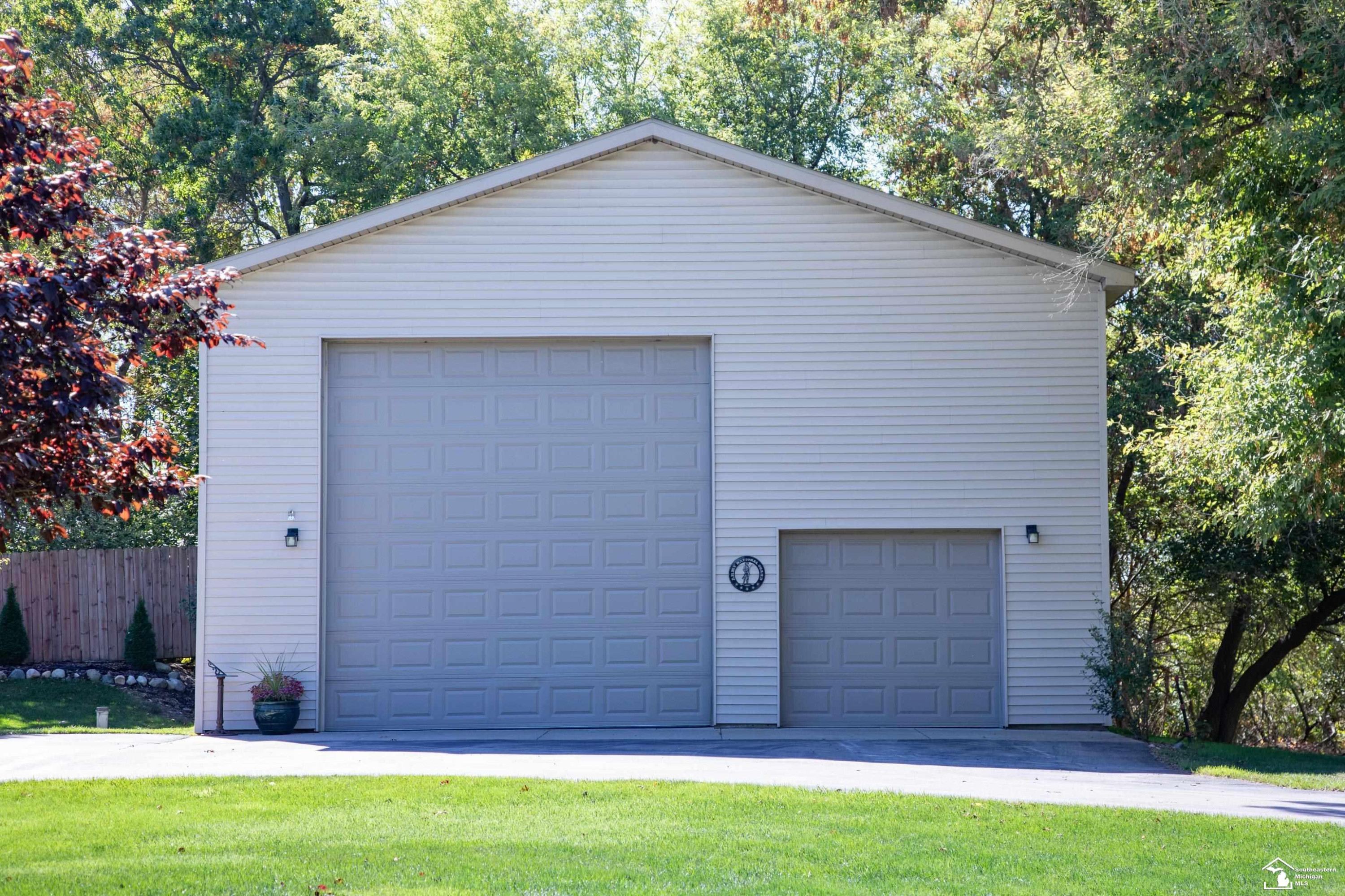 52881 Rico Court, Wixom, MI 48393 — Photo 53