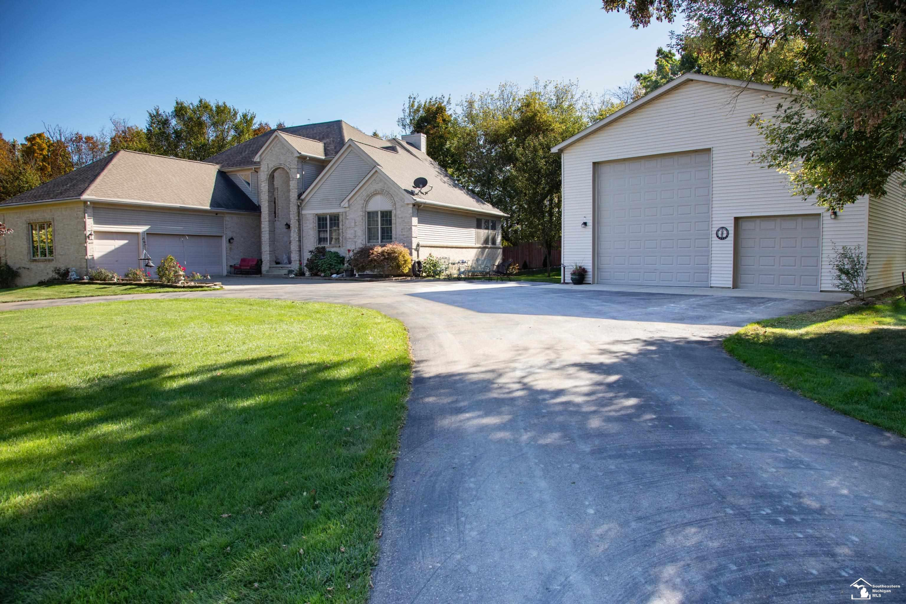52881 Rico Court, Wixom, MI 48393 — Photo 54