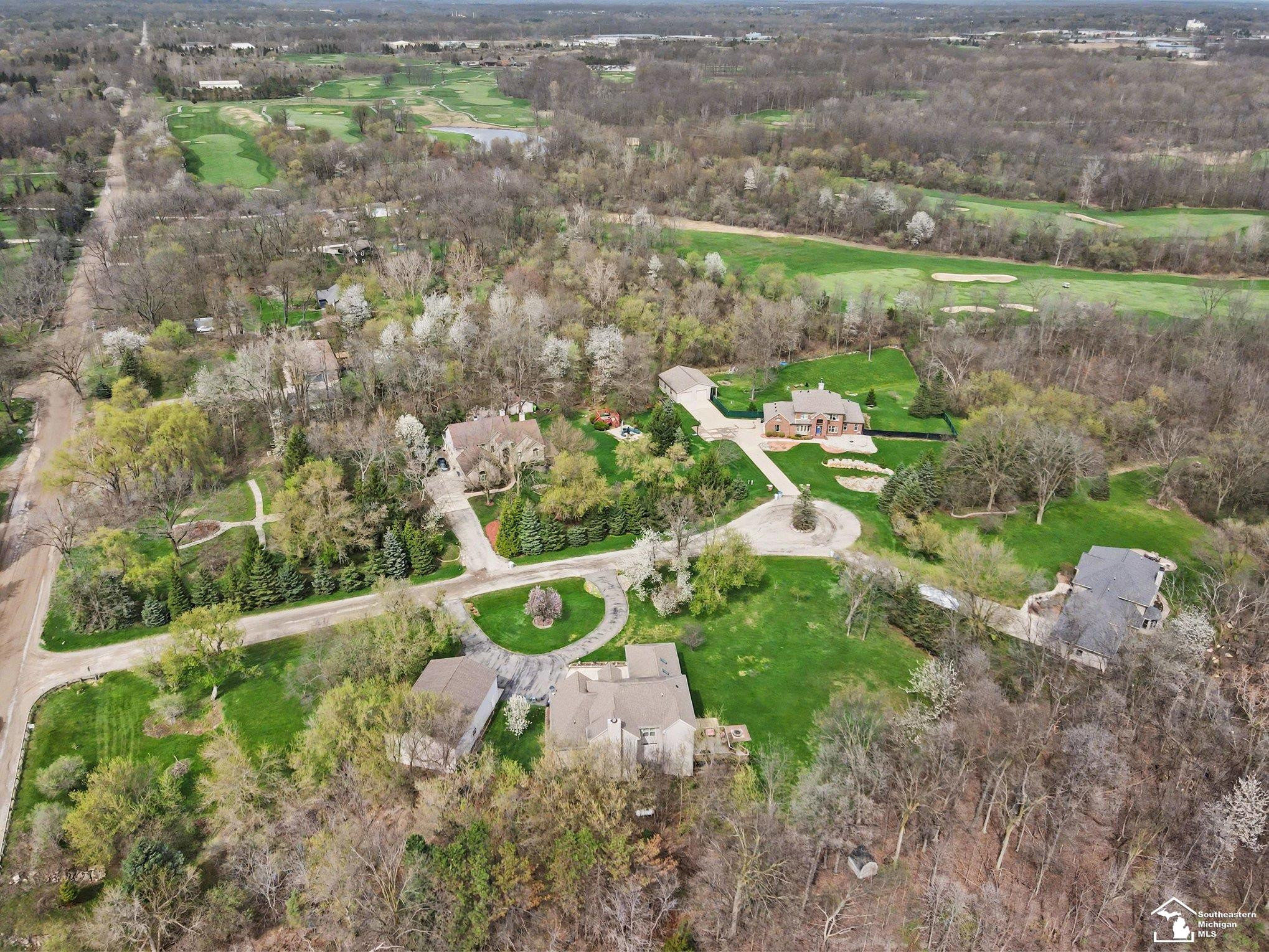 52881 Rico Court, Wixom, MI 48393 — Photo 61