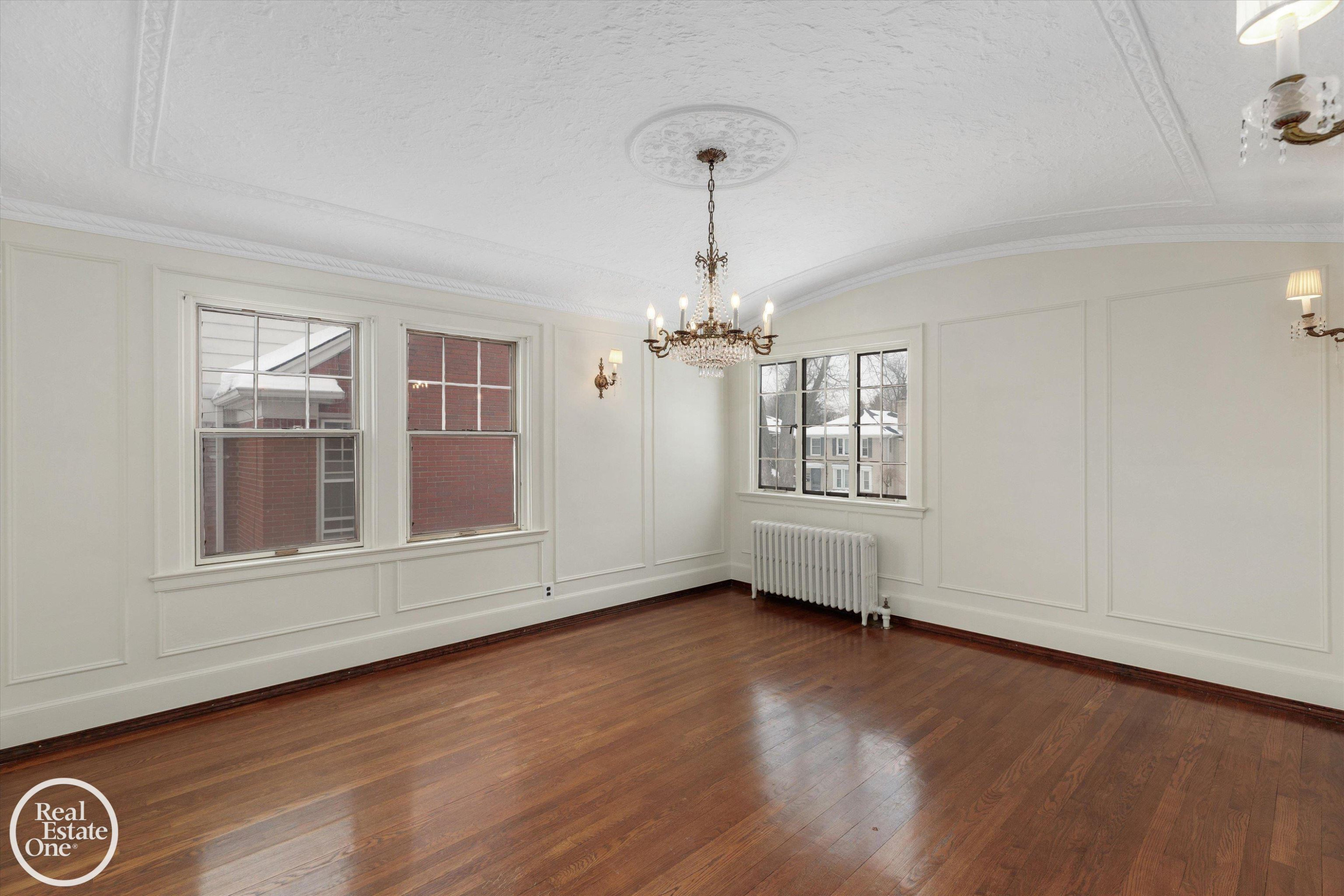 943 Harcourt Road, Grosse Pointe, MI 48230 — Photo 10