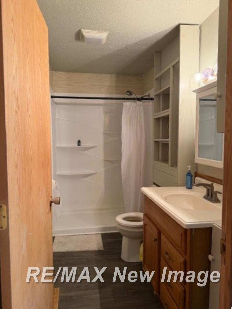 803 S Woodcock Road, Midland, MI 48640 — Photo 9