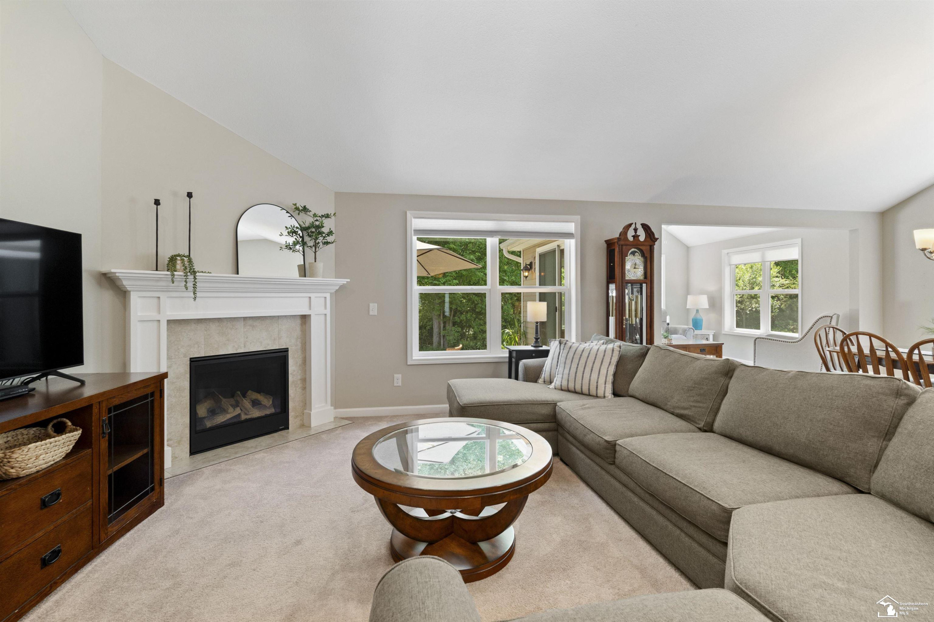 8046 Timber Wood Lane, Temperance, MI 48182 — Photo 5