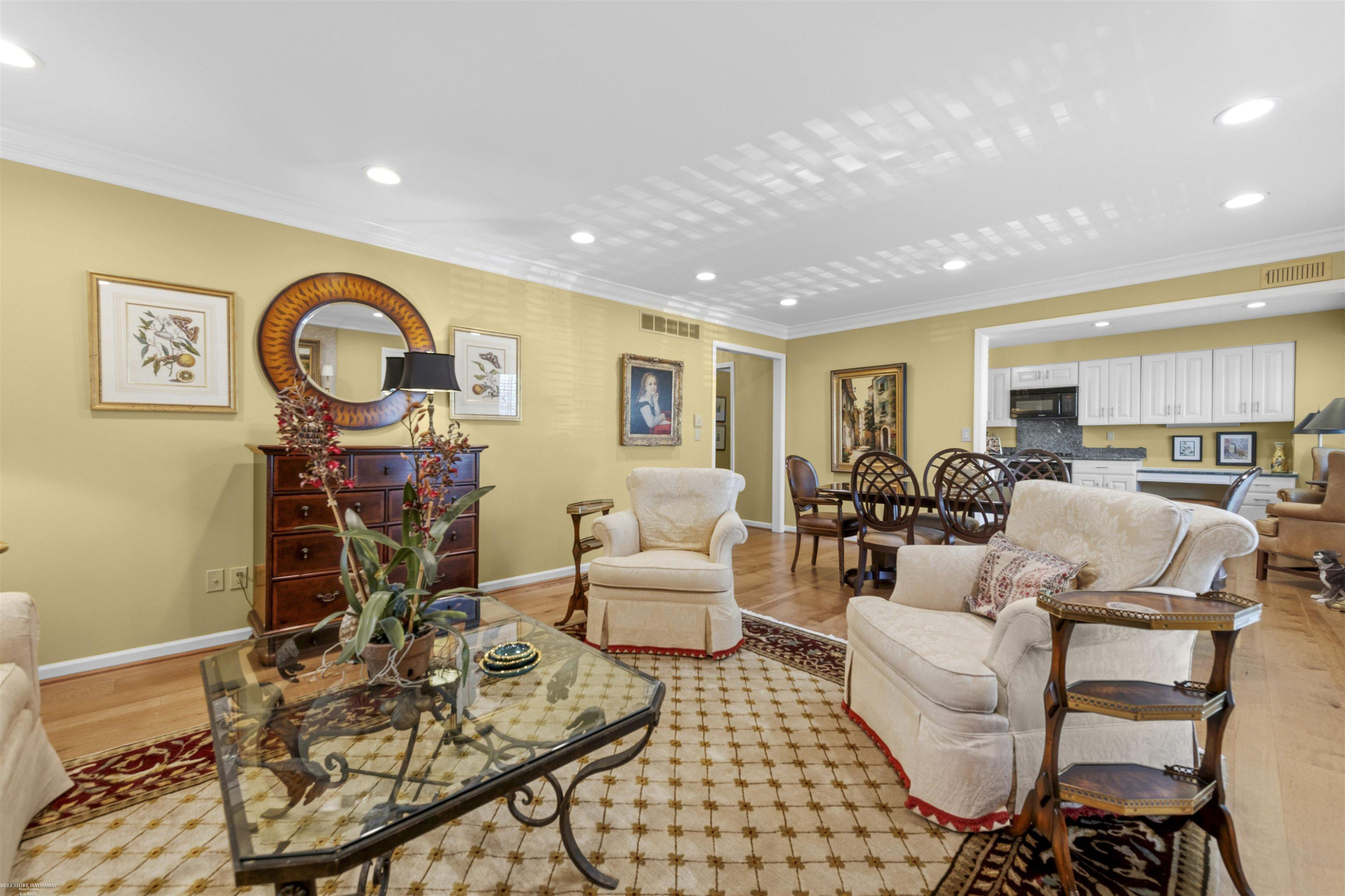 126 Windwood Pointe Street, Saint Clair Shores, MI 48080 — Photo 9