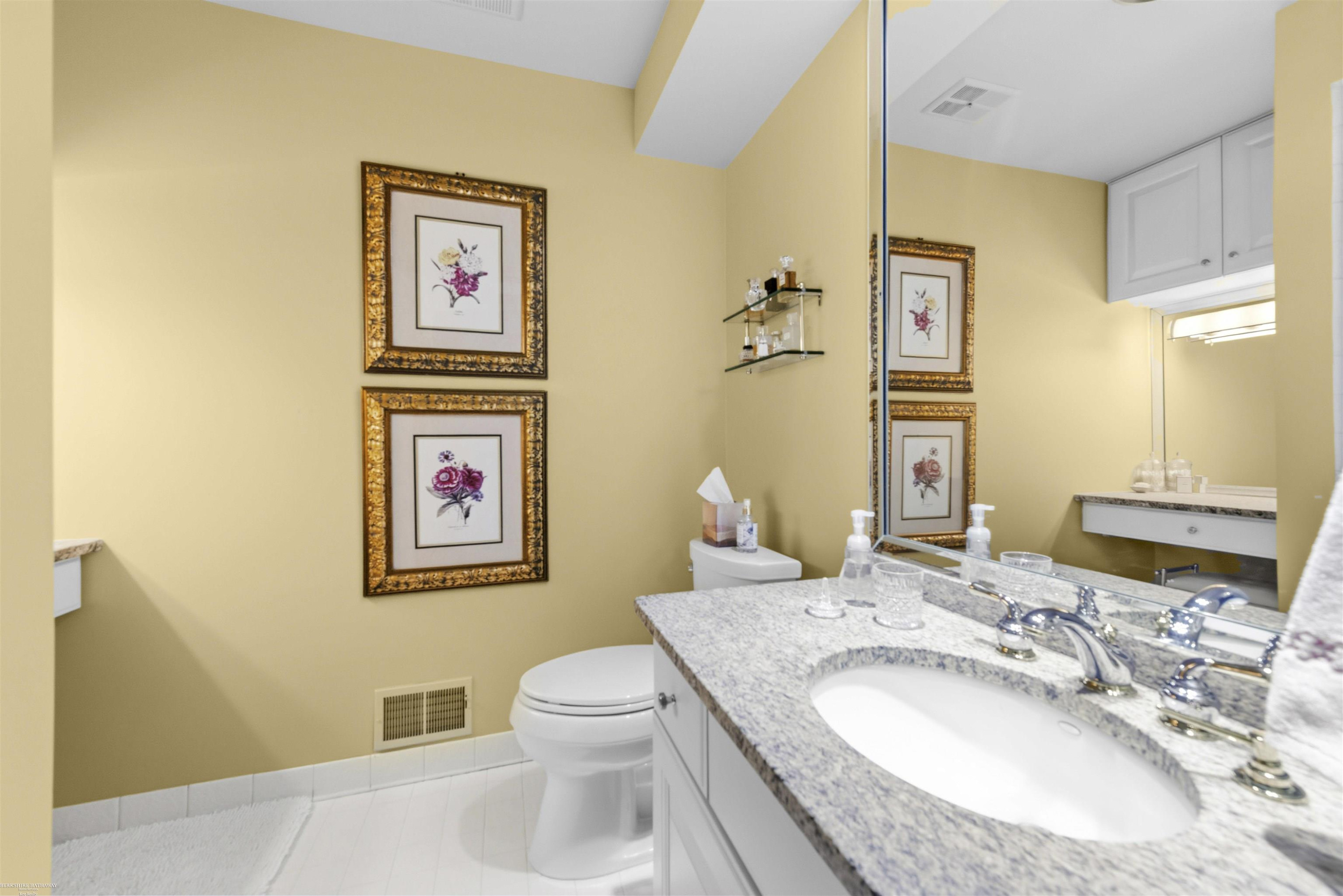 126 Windwood Pointe Street, Saint Clair Shores, MI 48080 — Photo 18