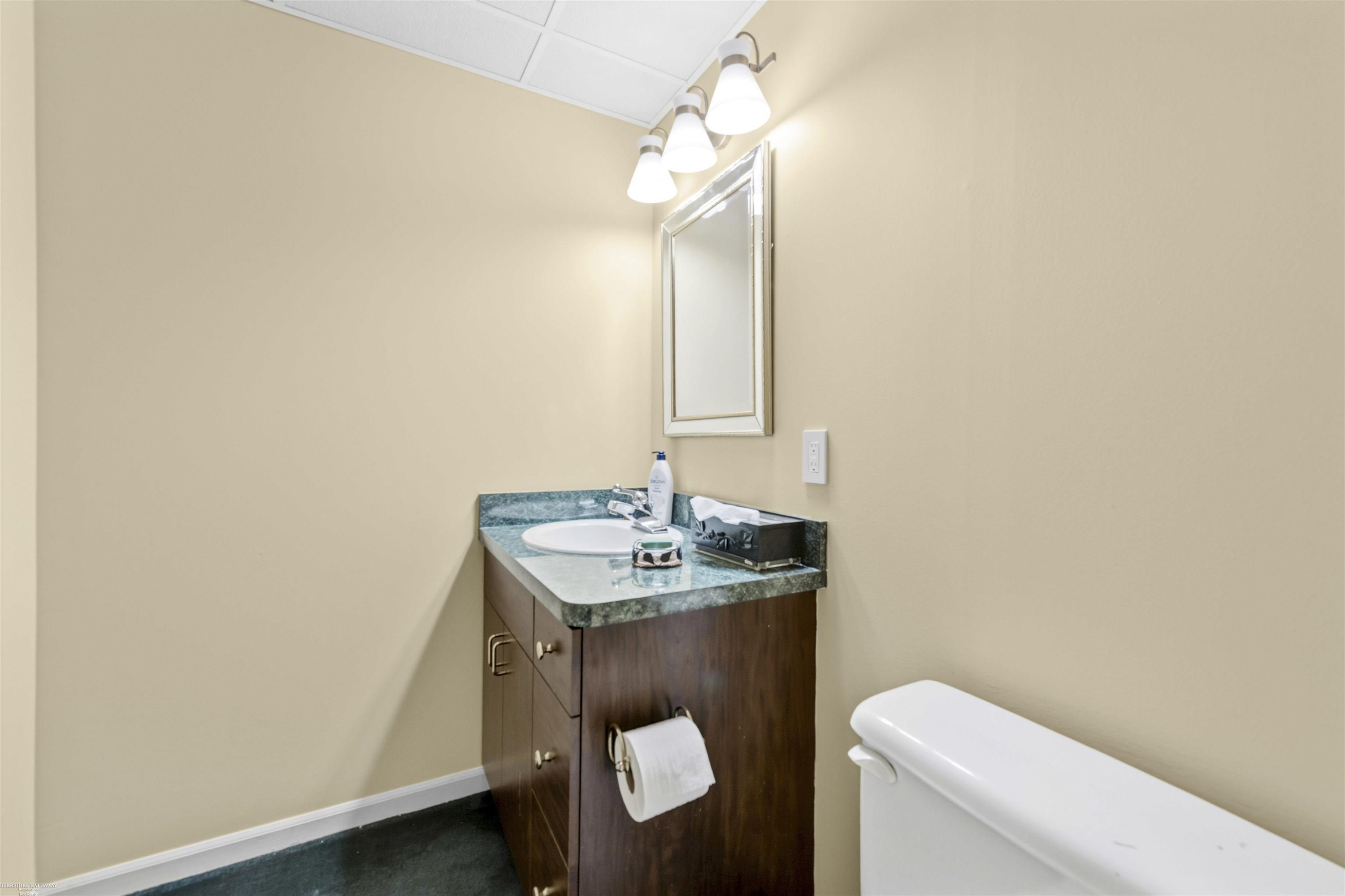 126 Windwood Pointe Street, Saint Clair Shores, MI 48080 — Photo 26