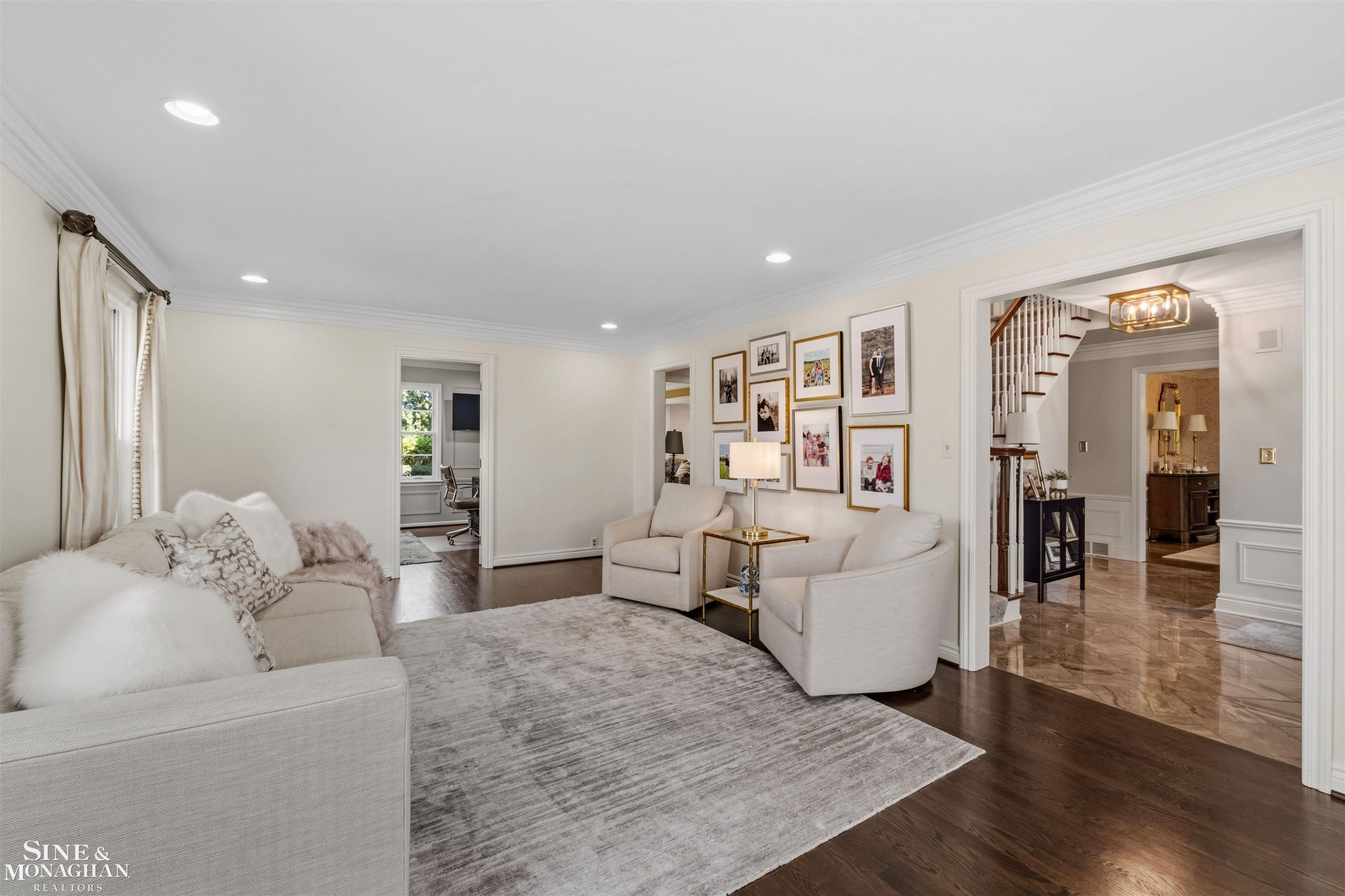 578 Heather Lane, Grosse Pointe Woods, MI 48236 — Photo 21
