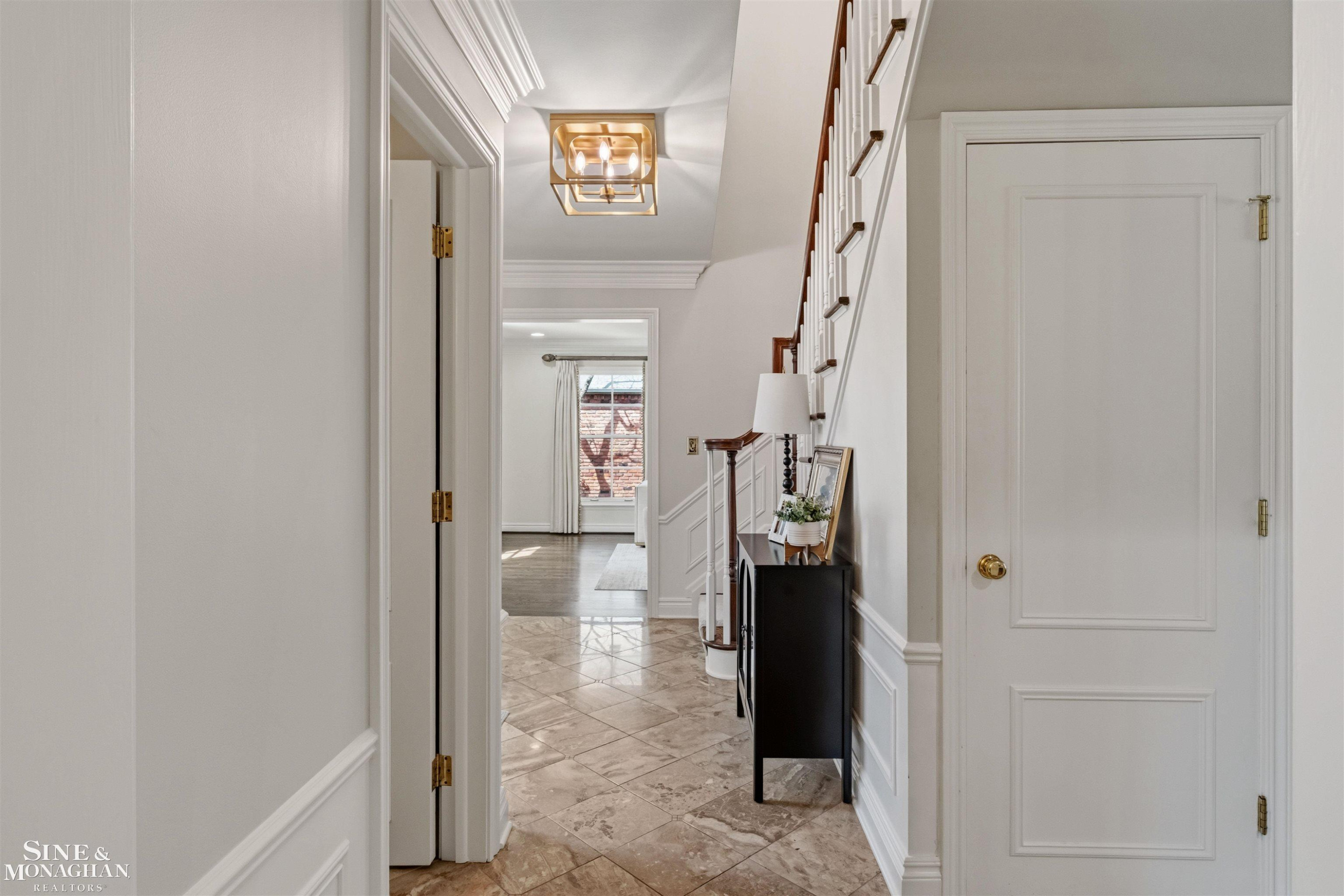 578 Heather Lane, Grosse Pointe Woods, MI 48236 — Photo 25