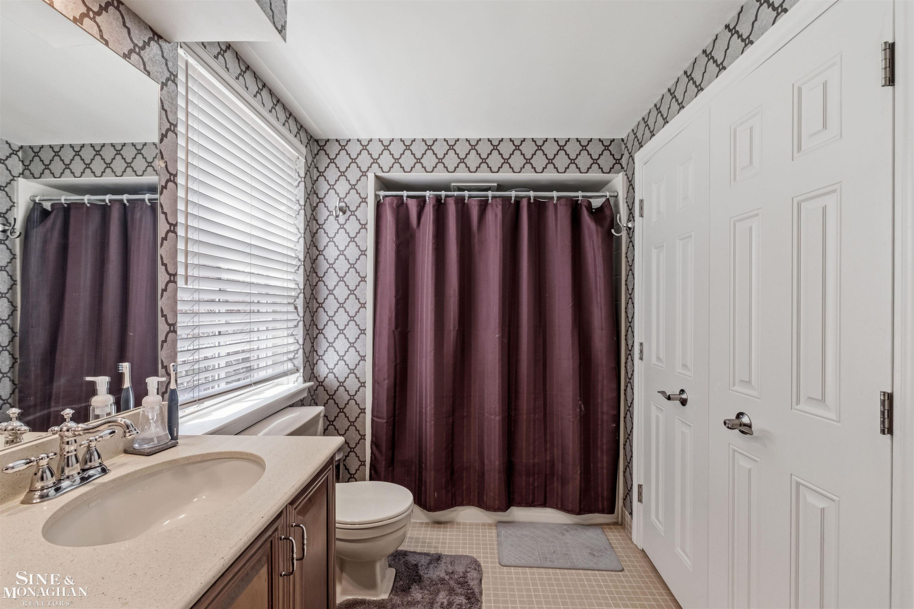 578 Heather Lane, Grosse Pointe Woods, MI 48236 — Photo 41