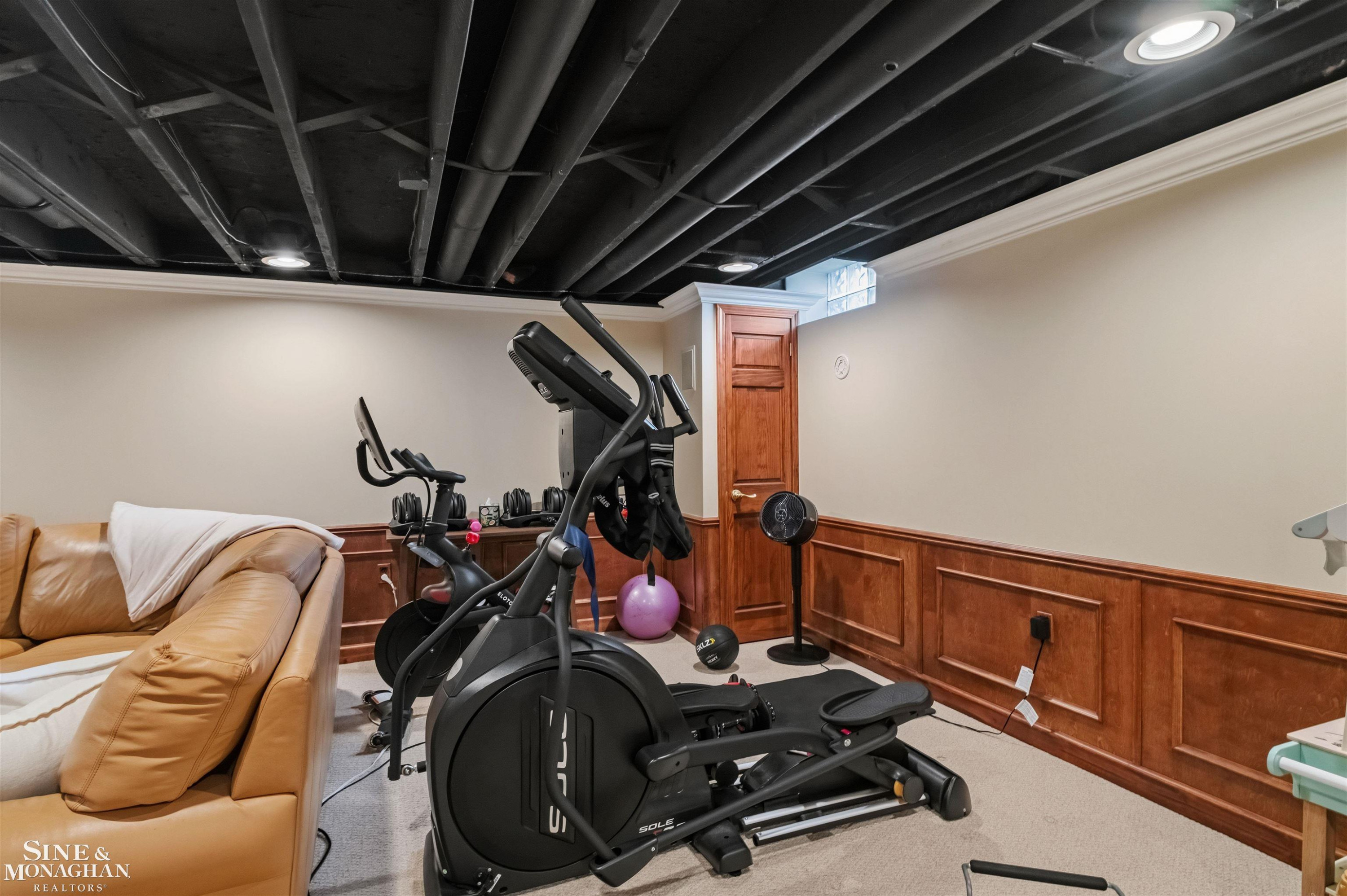 578 Heather Lane, Grosse Pointe Woods, MI 48236 — Photo 54