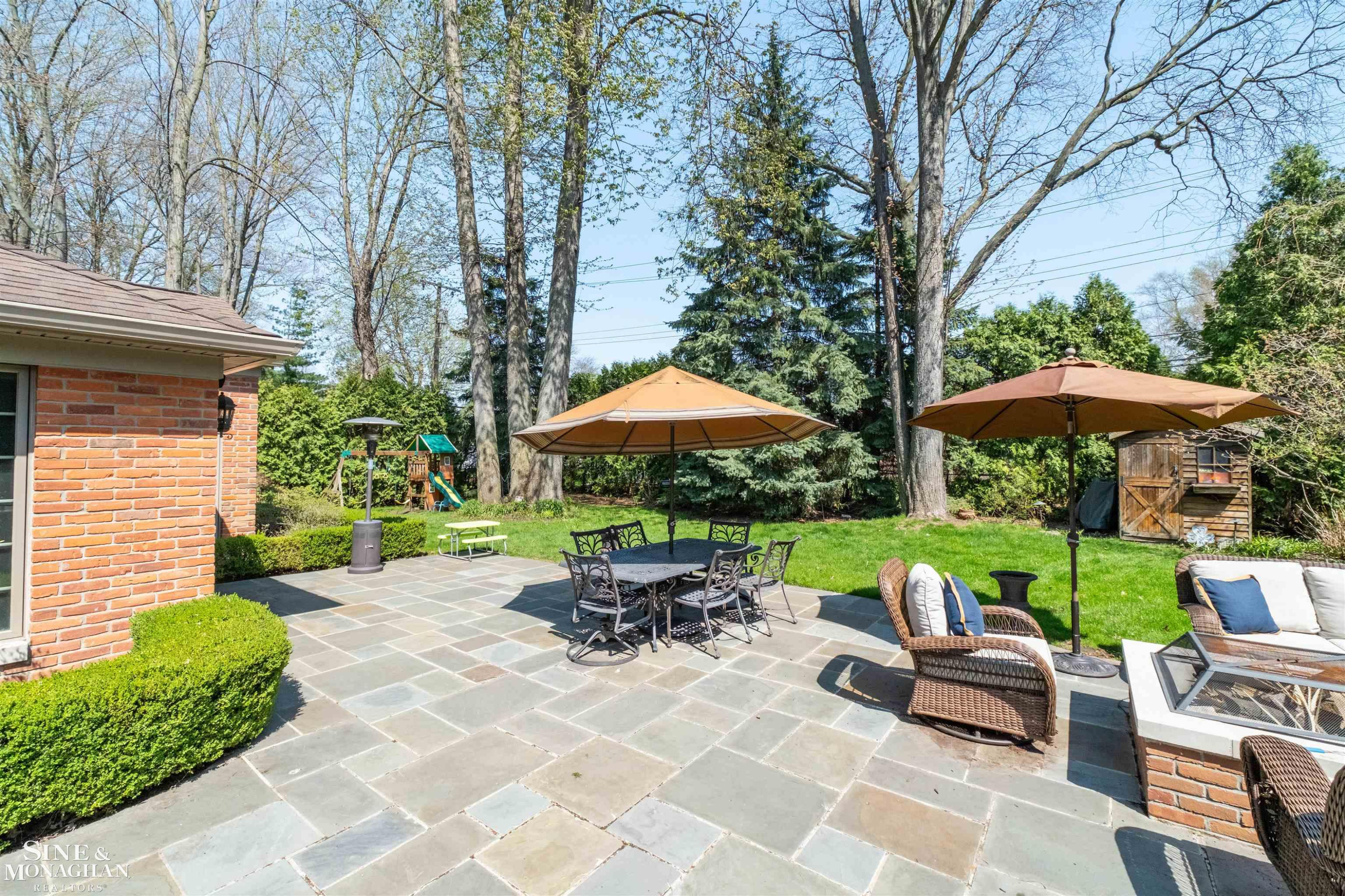 578 Heather Lane, Grosse Pointe Woods, MI 48236 — Photo 60