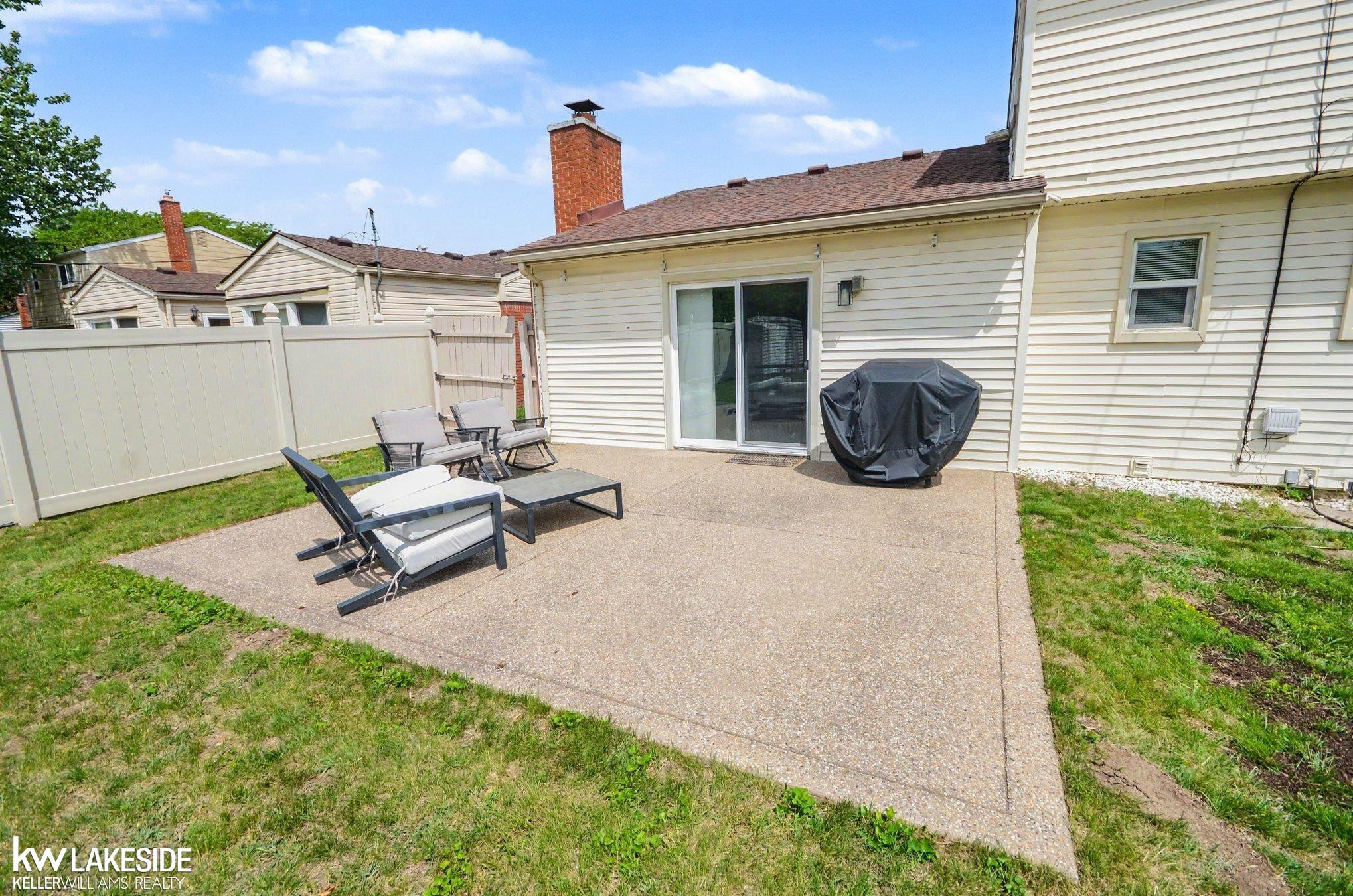 8208 San Marco Boulevard, Sterling Heights, MI 48313 — Photo 7