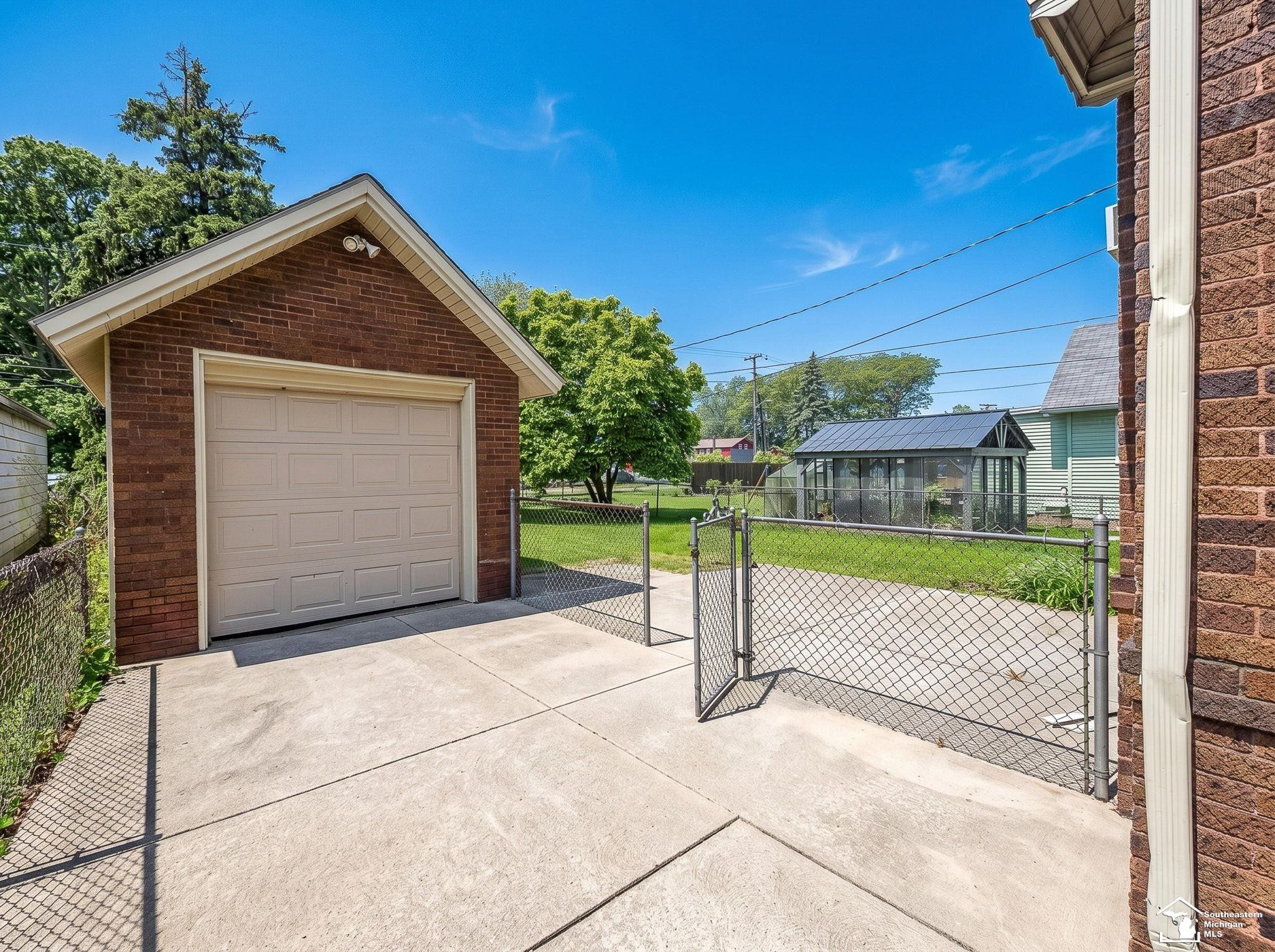 428 E 3rd Street, Monroe, MI 48161 — Photo 34