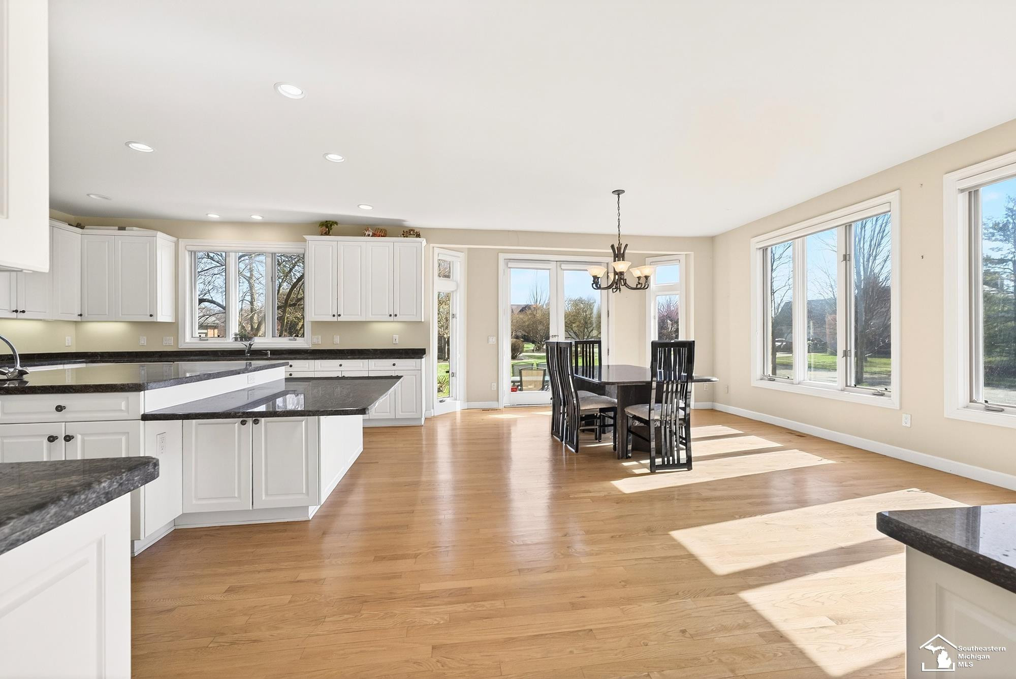 4592 Forestview Drive, West Bloomfield, MI — Photo 12