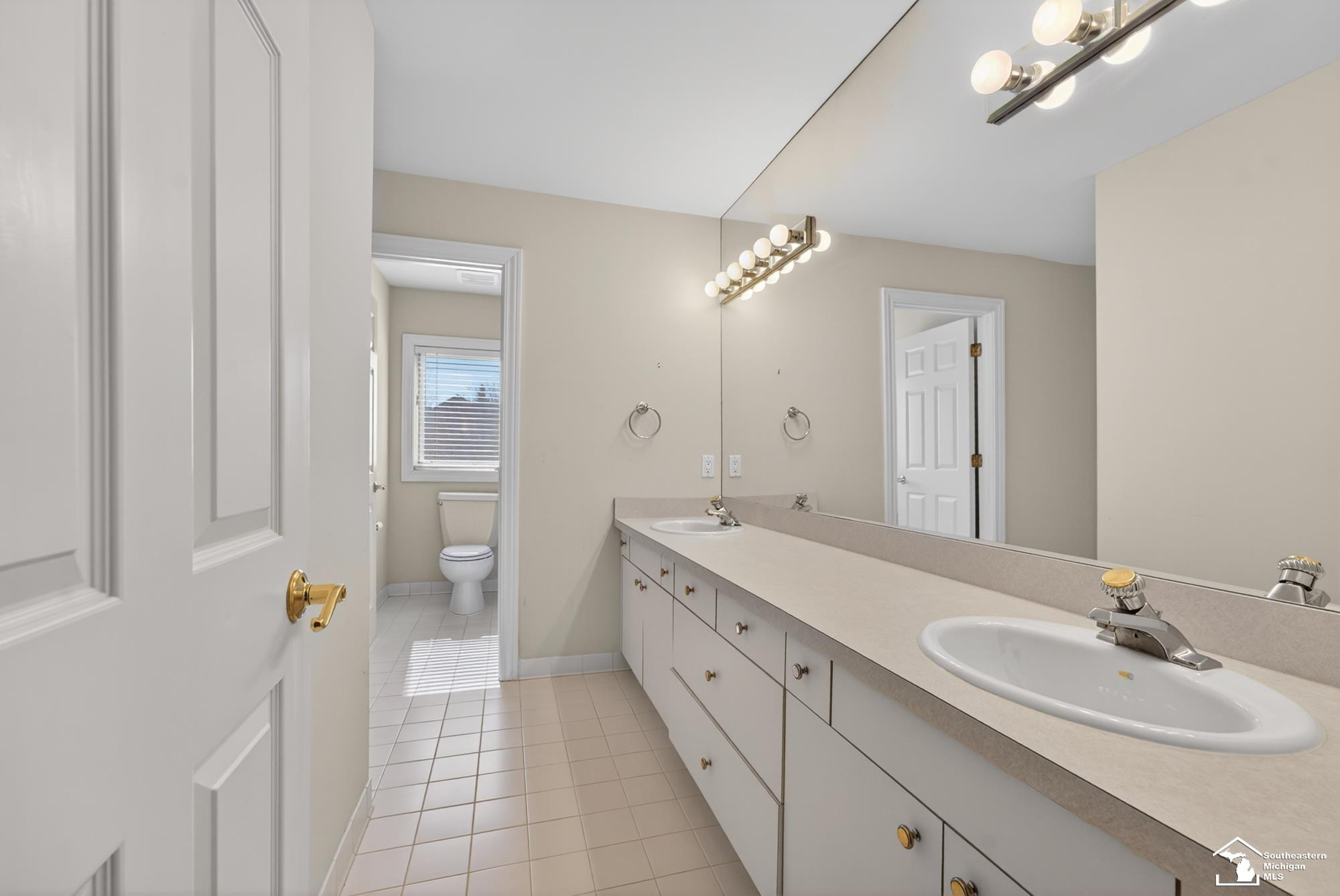 4592 Forestview Drive, West Bloomfield, MI — Photo 37
