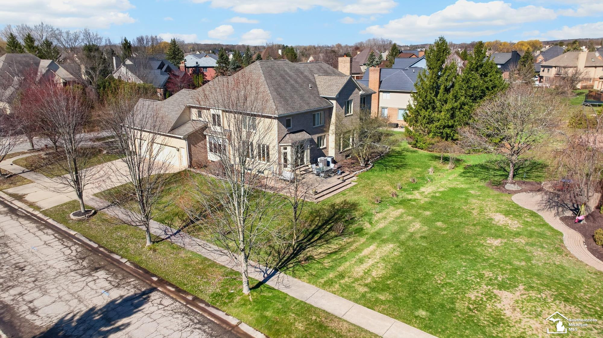 4592 Forestview Drive, West Bloomfield, MI — Photo 67