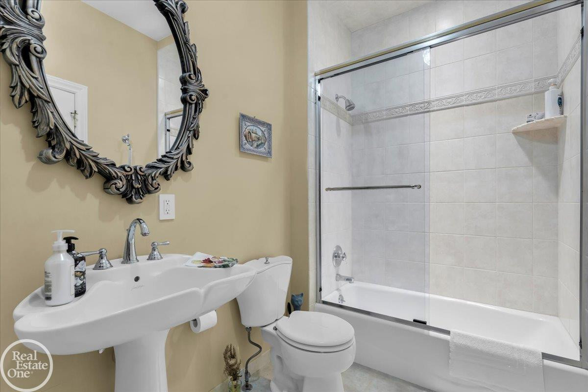 4326 Gratiot Avenue, Port Huron, MI 48060 — Photo 38