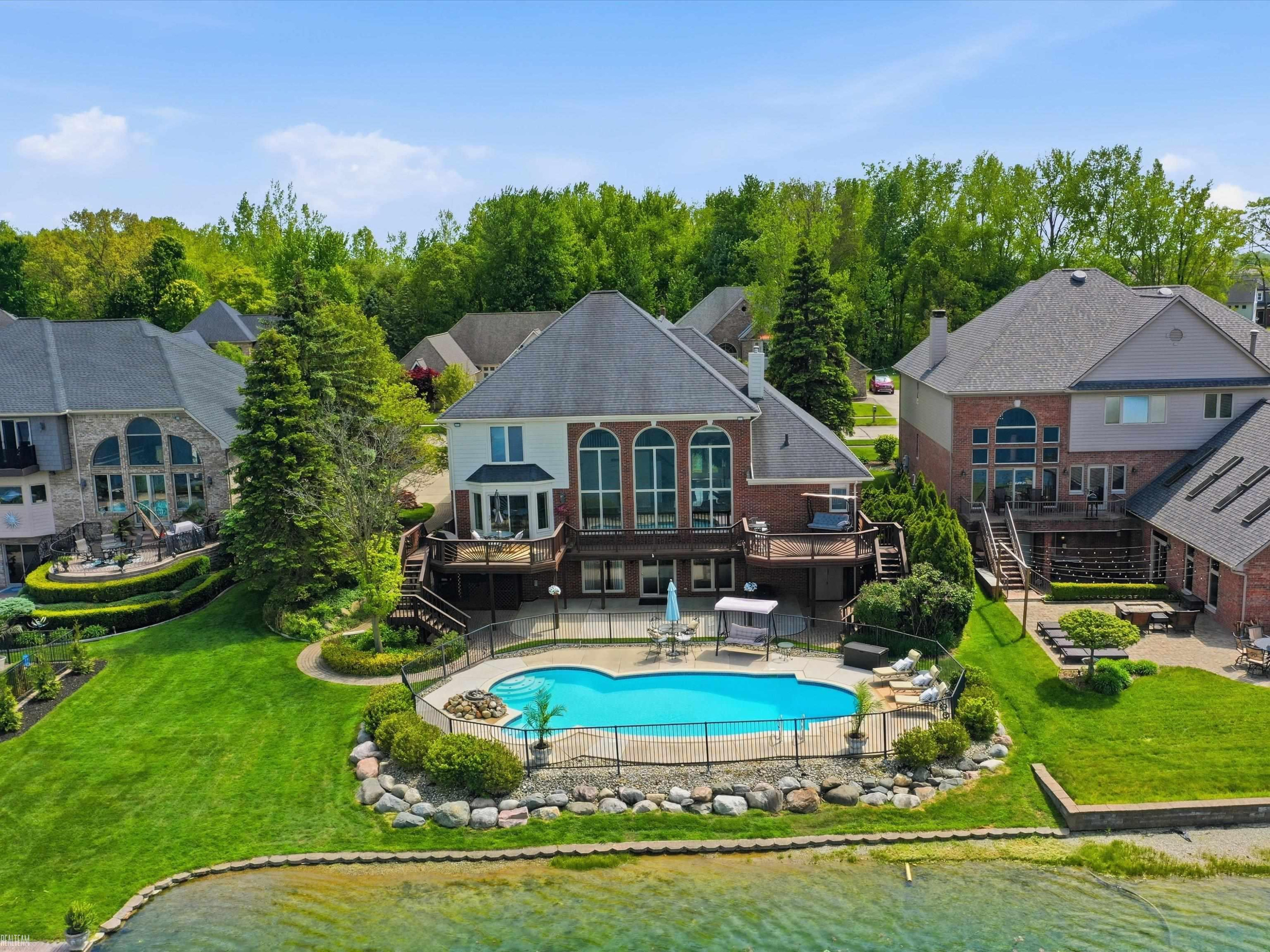 14425 Knightsbridge Drive, Shelby Twp, MI 48315 — Photo 58