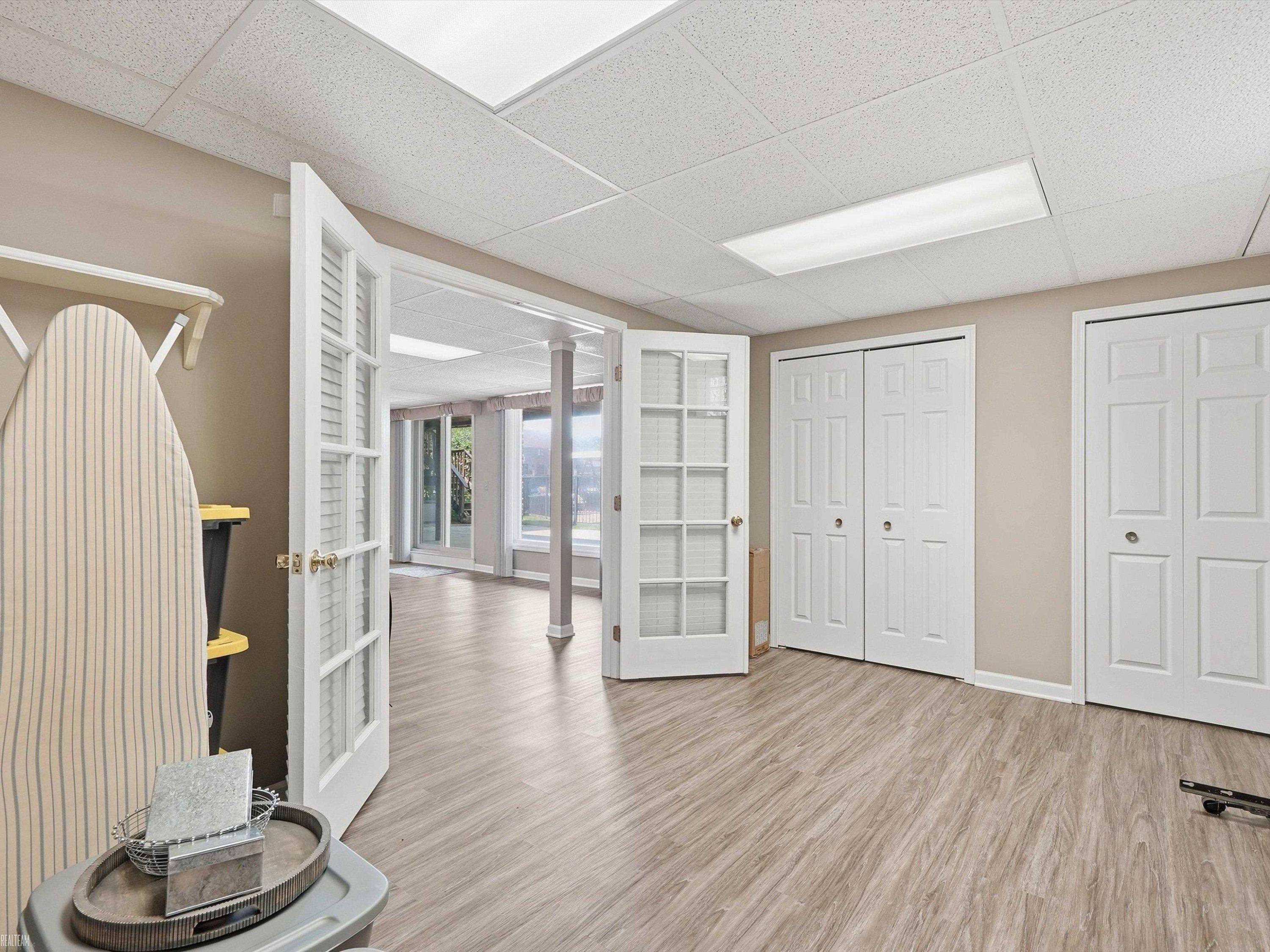 14425 Knightsbridge Drive, Shelby Twp, MI 48315 — Photo 40