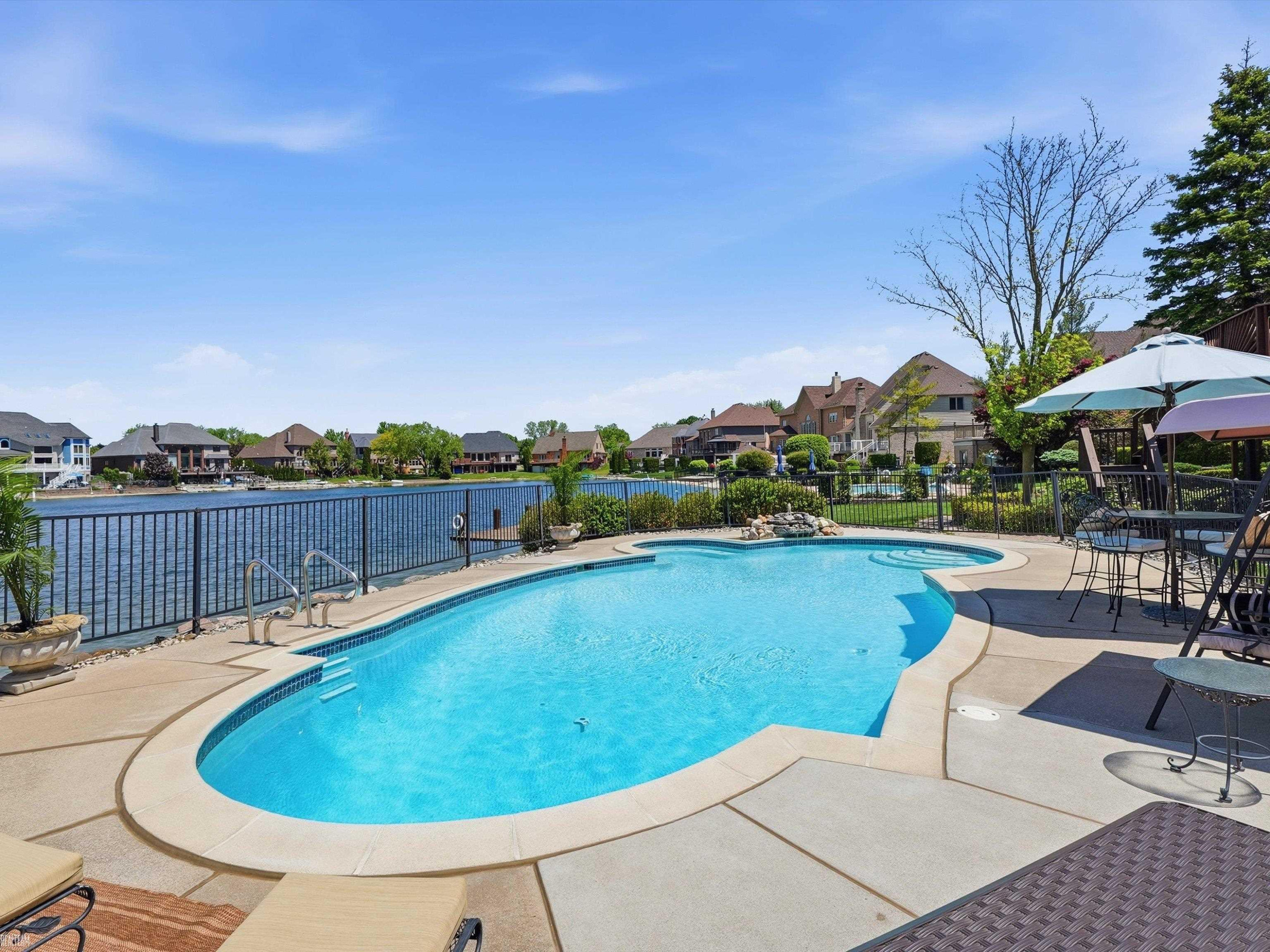 14425 Knightsbridge Drive, Shelby Twp, MI 48315 — Photo 47