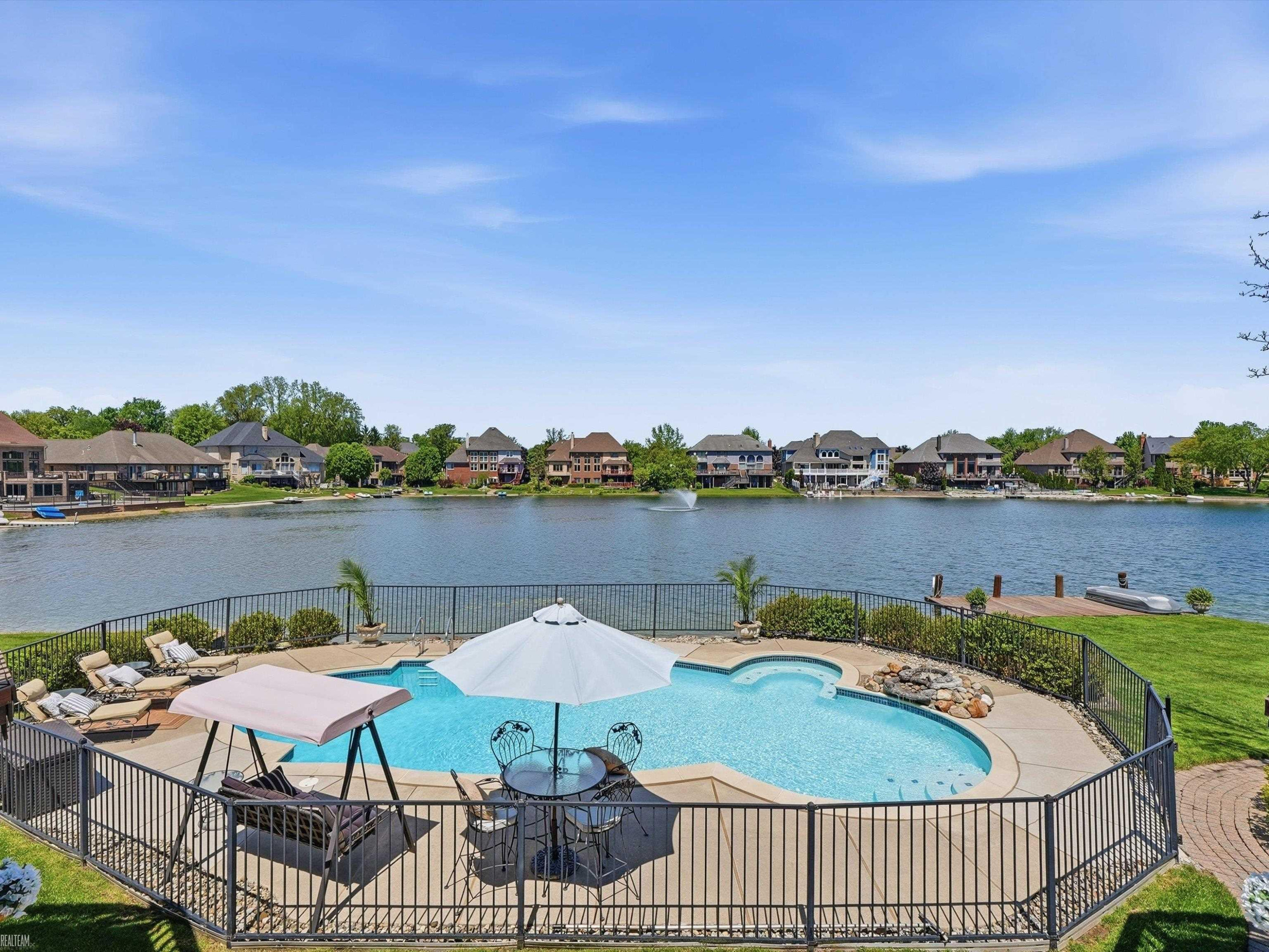 14425 Knightsbridge Drive, Shelby Twp, MI 48315 — Photo 52