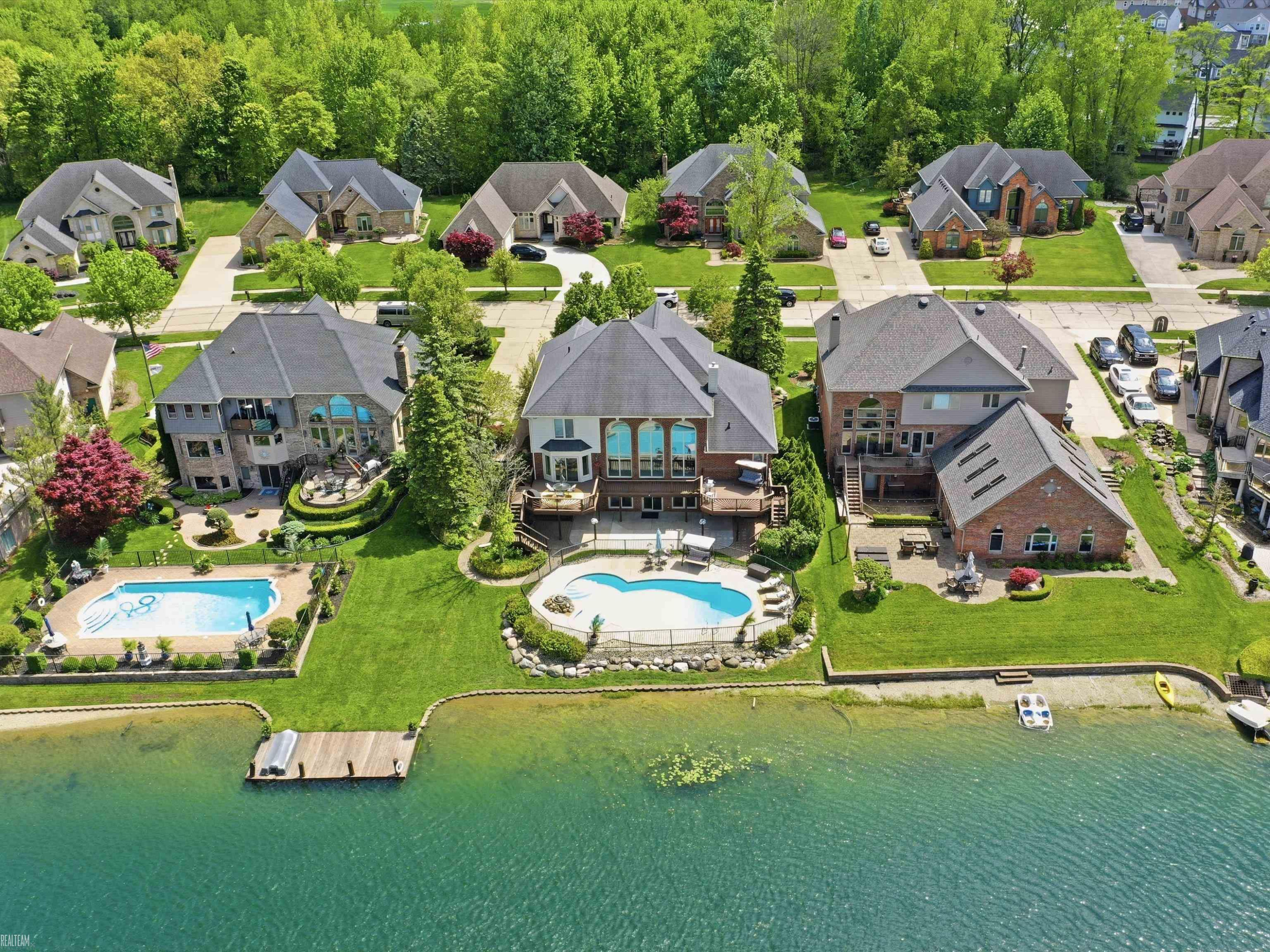 14425 Knightsbridge Drive, Shelby Twp, MI 48315 — Photo 57