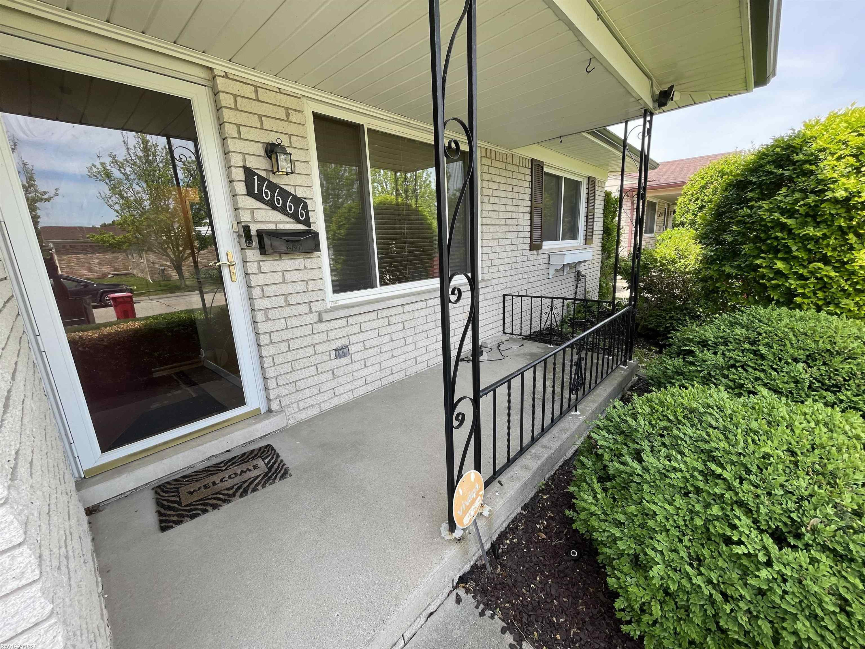 16666 Dort Street, Roseville, MI 48066 — Photo 3