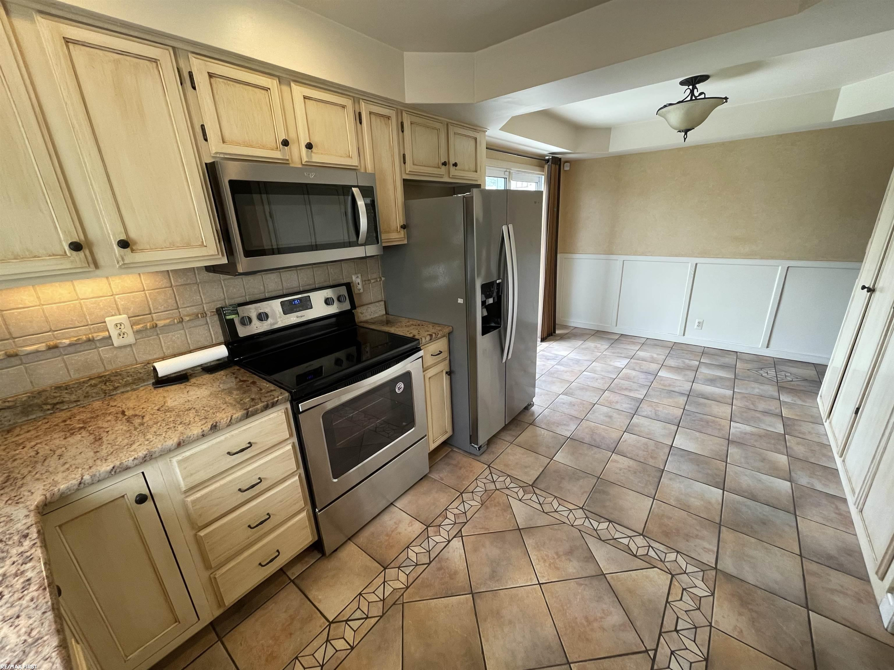 16666 Dort Street, Roseville, MI 48066 — Photo 9