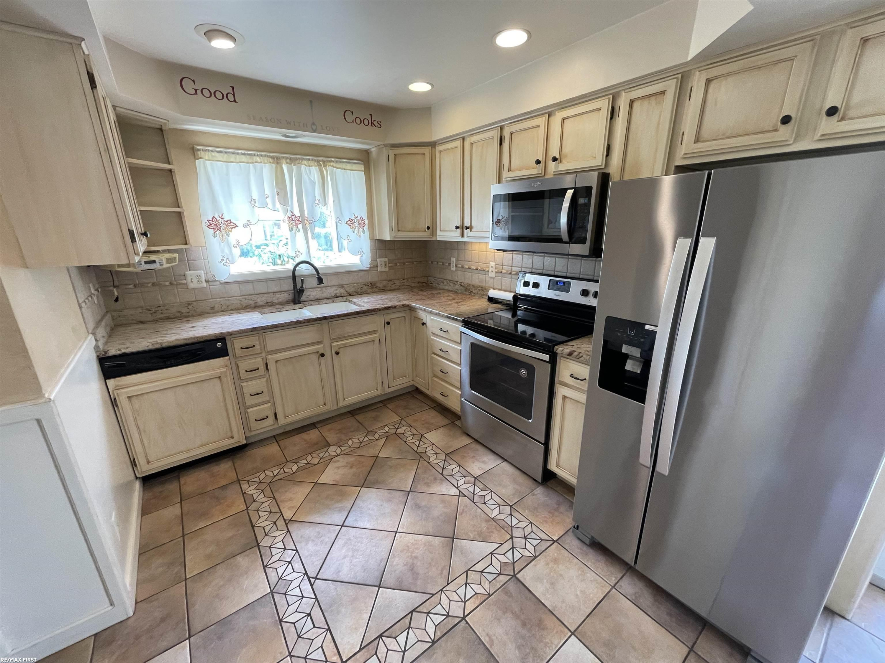 16666 Dort Street, Roseville, MI 48066 — Photo 10