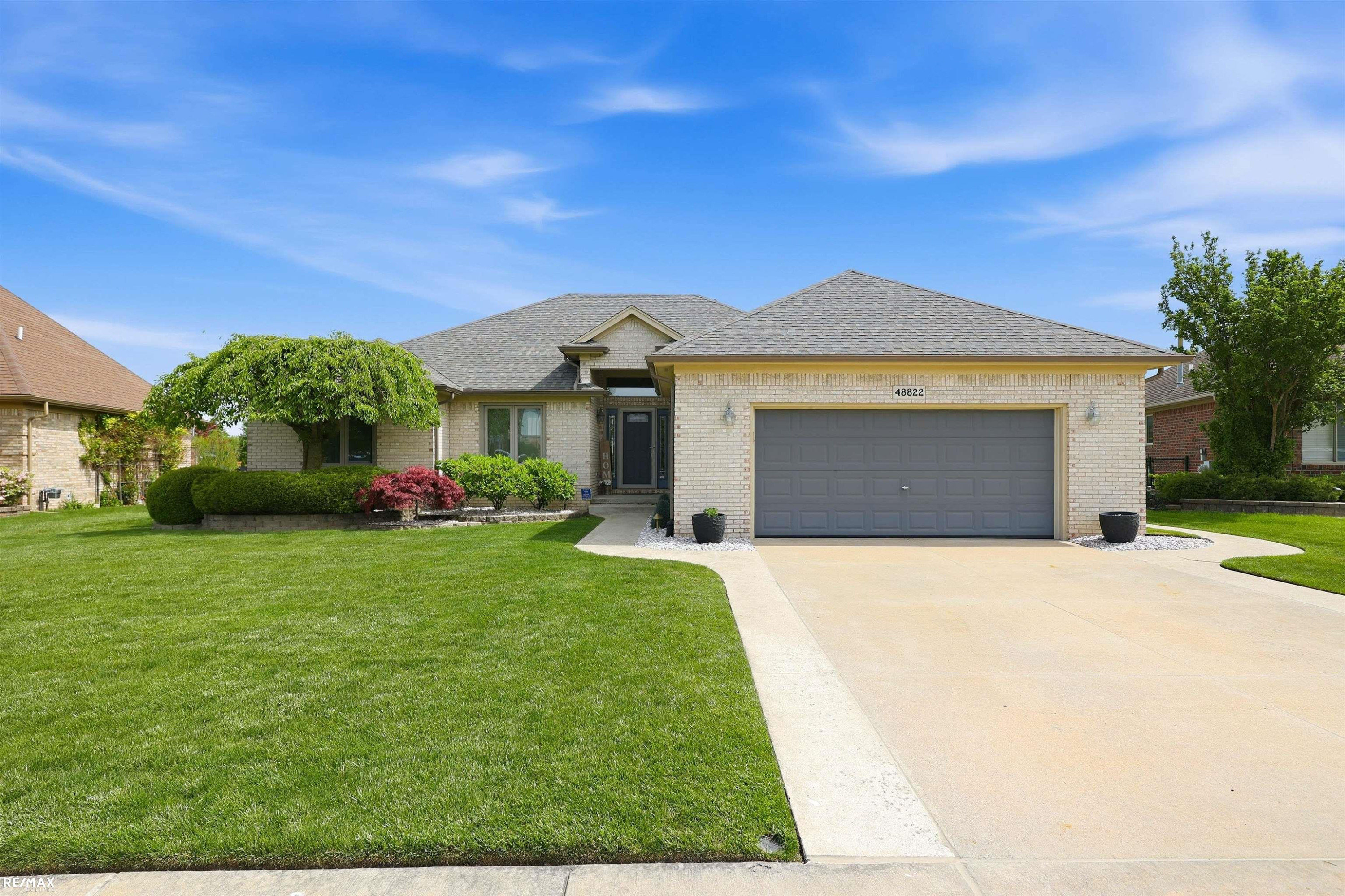 48822 Park Place Drive, MI 48044 — Photo 4