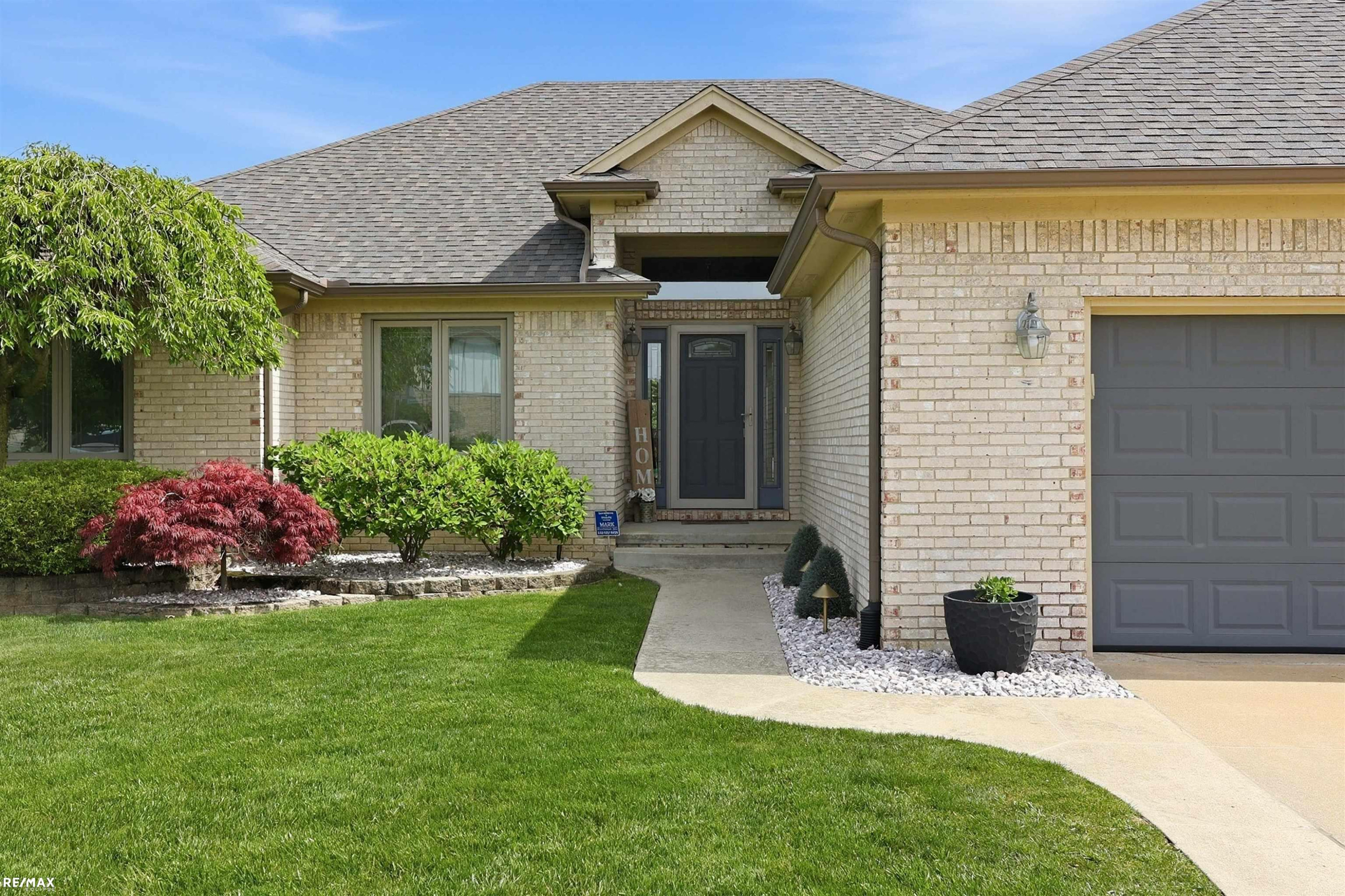 48822 Park Place Drive, MI 48044 — Photo 5