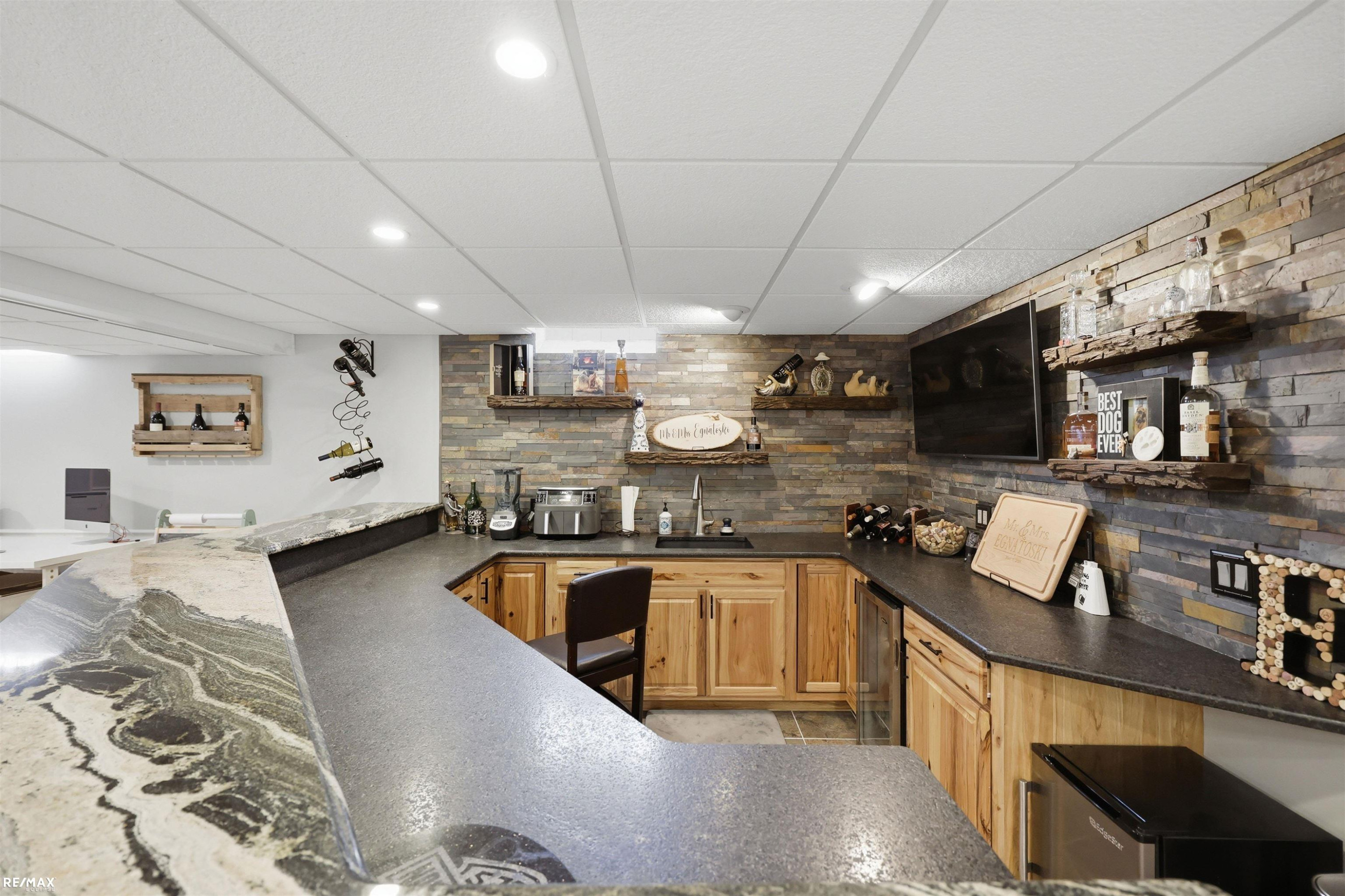 48822 Park Place Drive, MI 48044 — Photo 31