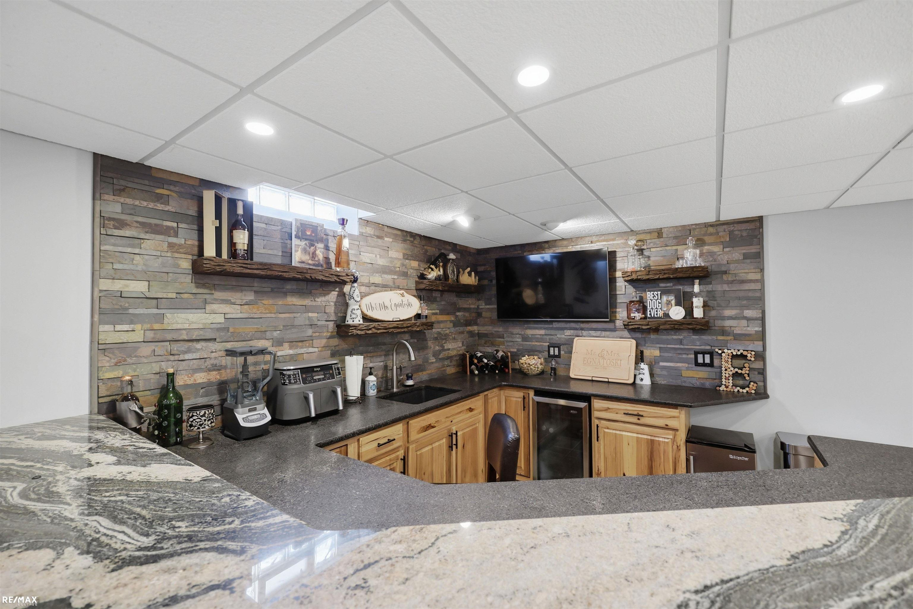 48822 Park Place Drive, MI 48044 — Photo 33