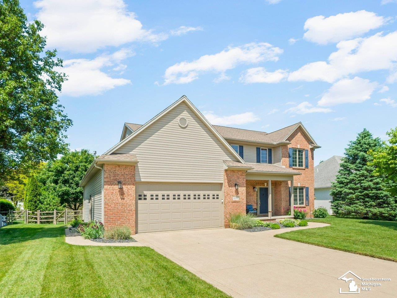 1176 Twin Lakes Drive, Temperance, MI 48182 — Photo 2