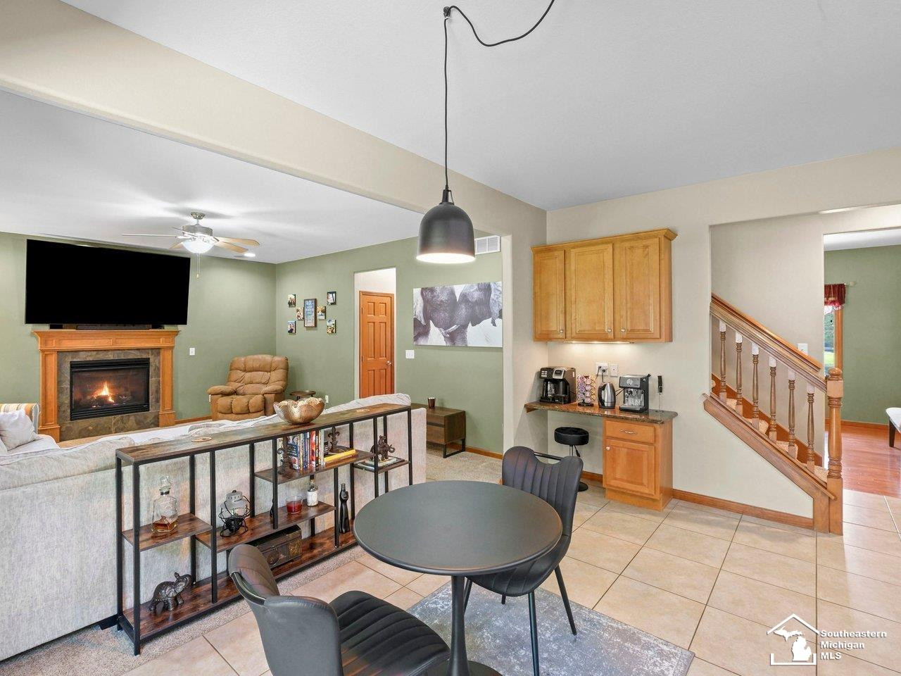 1176 Twin Lakes Drive, Temperance, MI 48182 — Photo 8