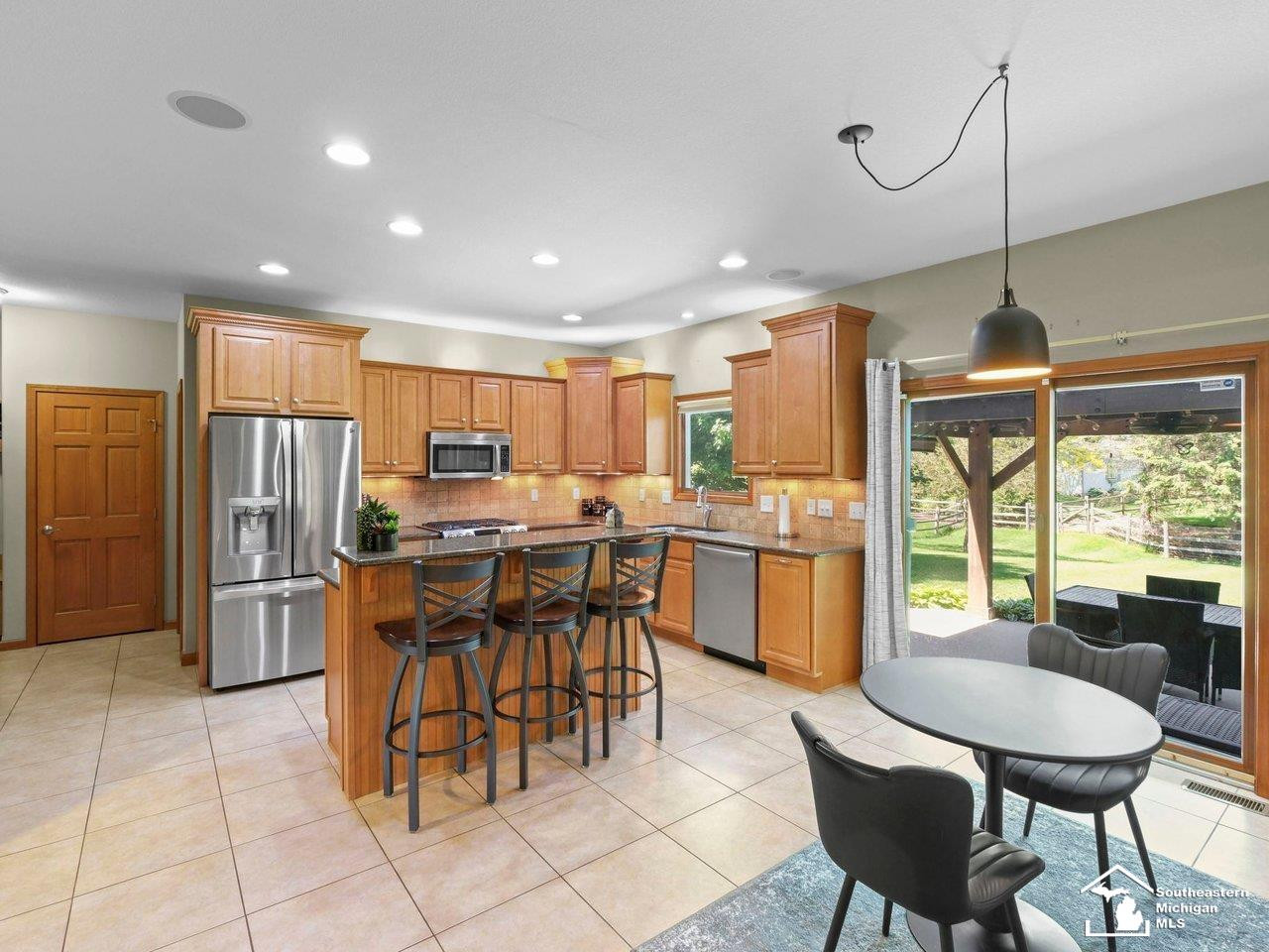 1176 Twin Lakes Drive, Temperance, MI 48182 — Photo 13