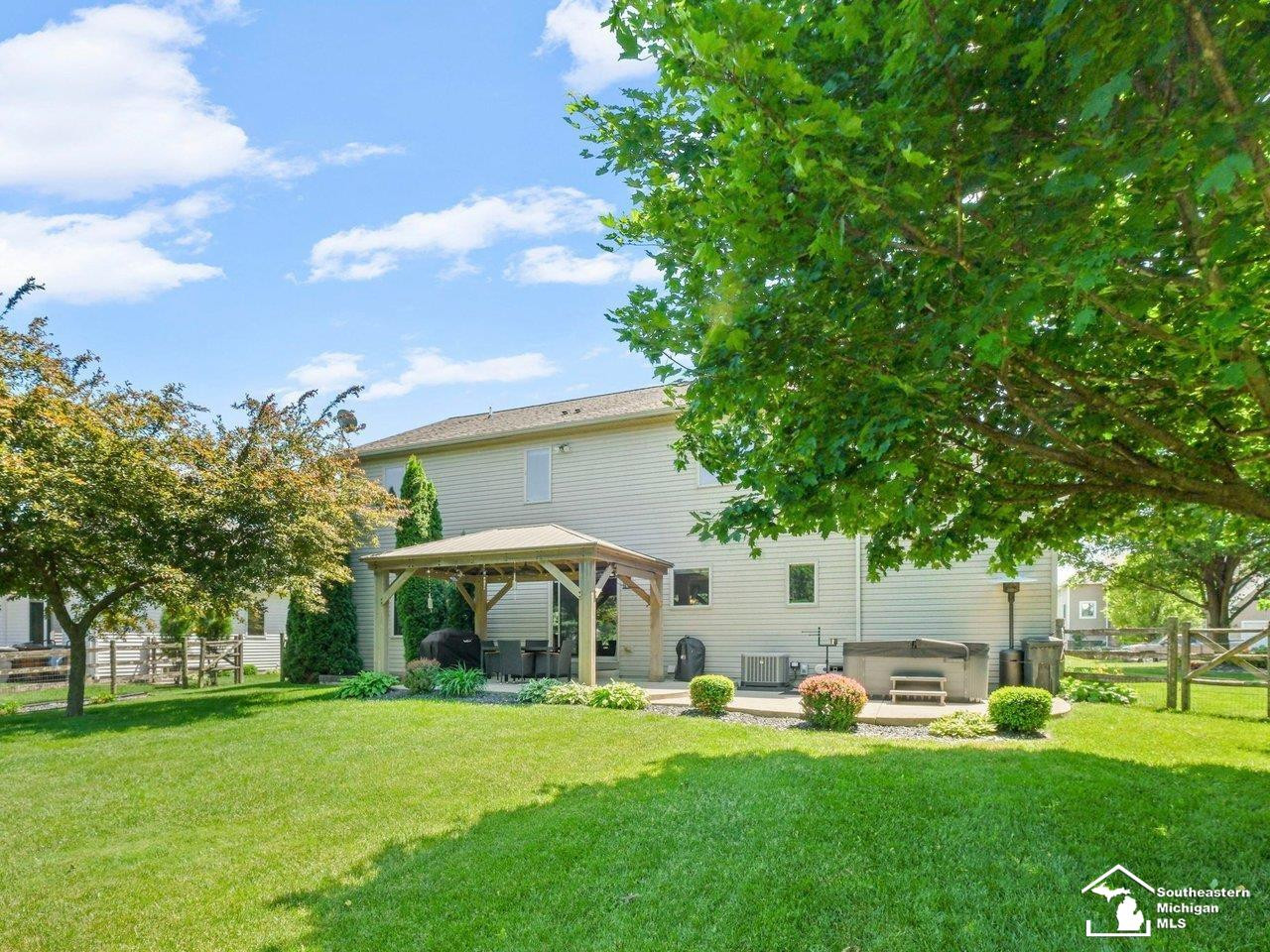 1176 Twin Lakes Drive, Temperance, MI 48182 — Photo 47