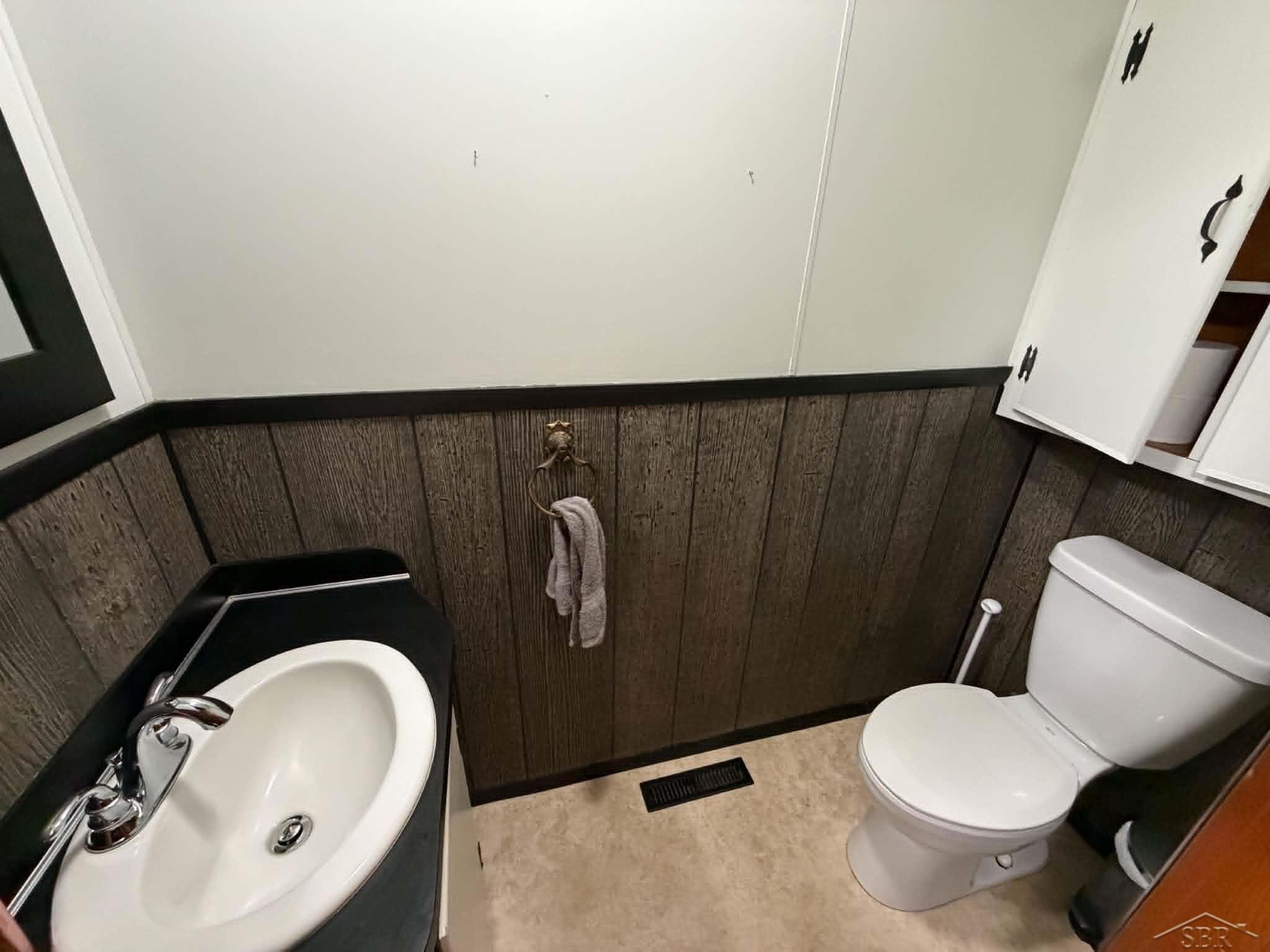 3 Orchard Court, Essexville, MI 48732 — Photo 11