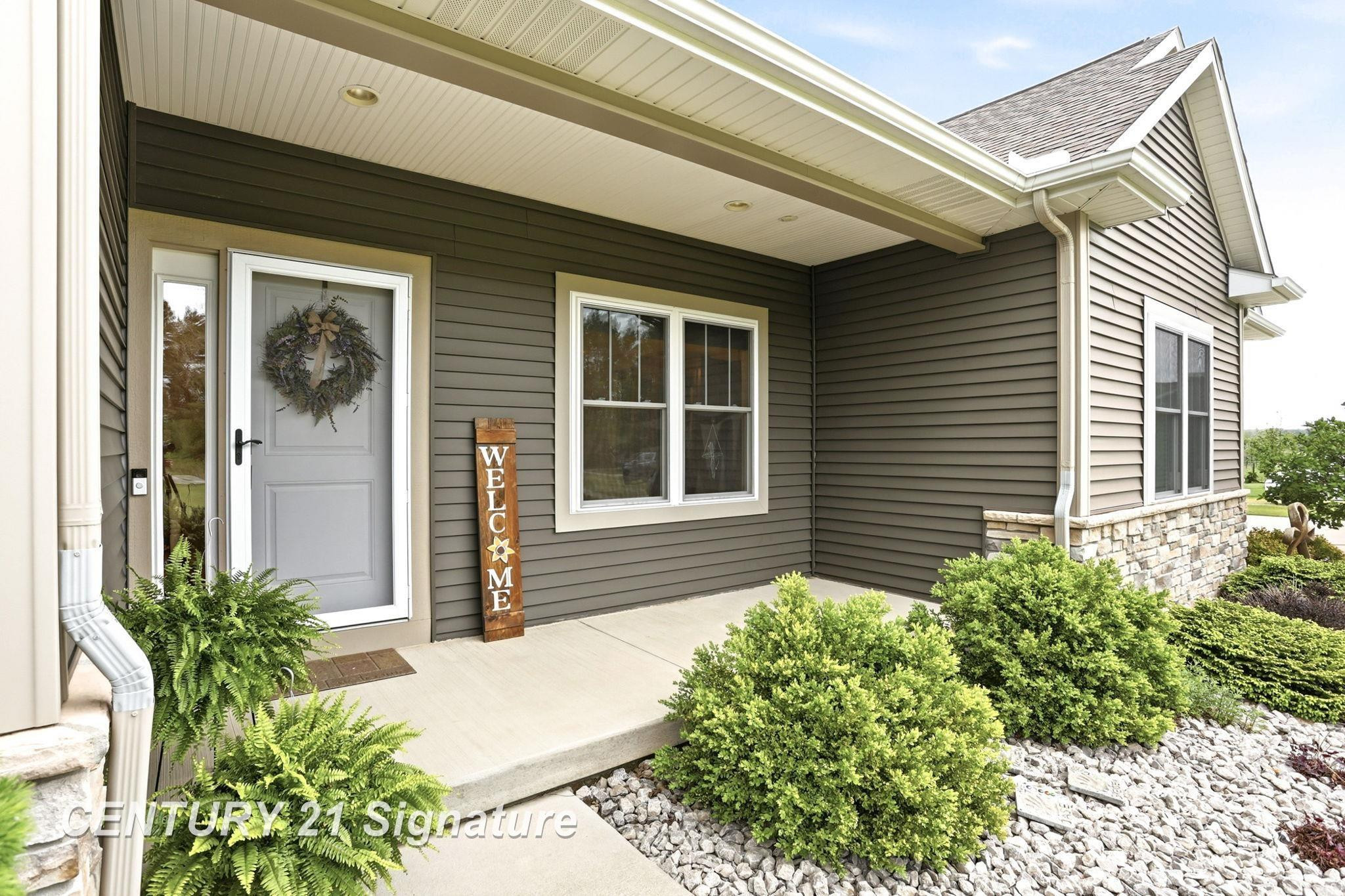 11056 Sarle Road, Freeland, MI 48623 — Photo 9