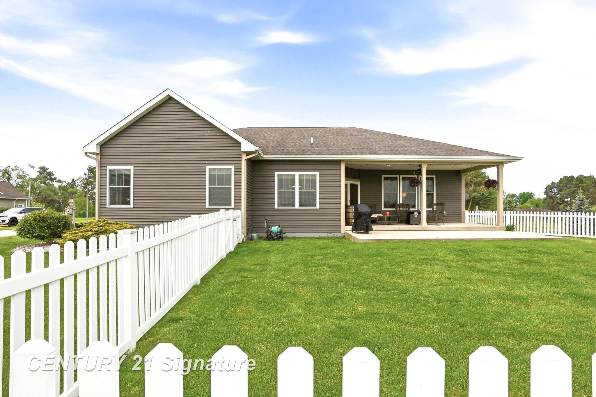 11056 Sarle Road, Freeland, MI 48623 — Photo 58