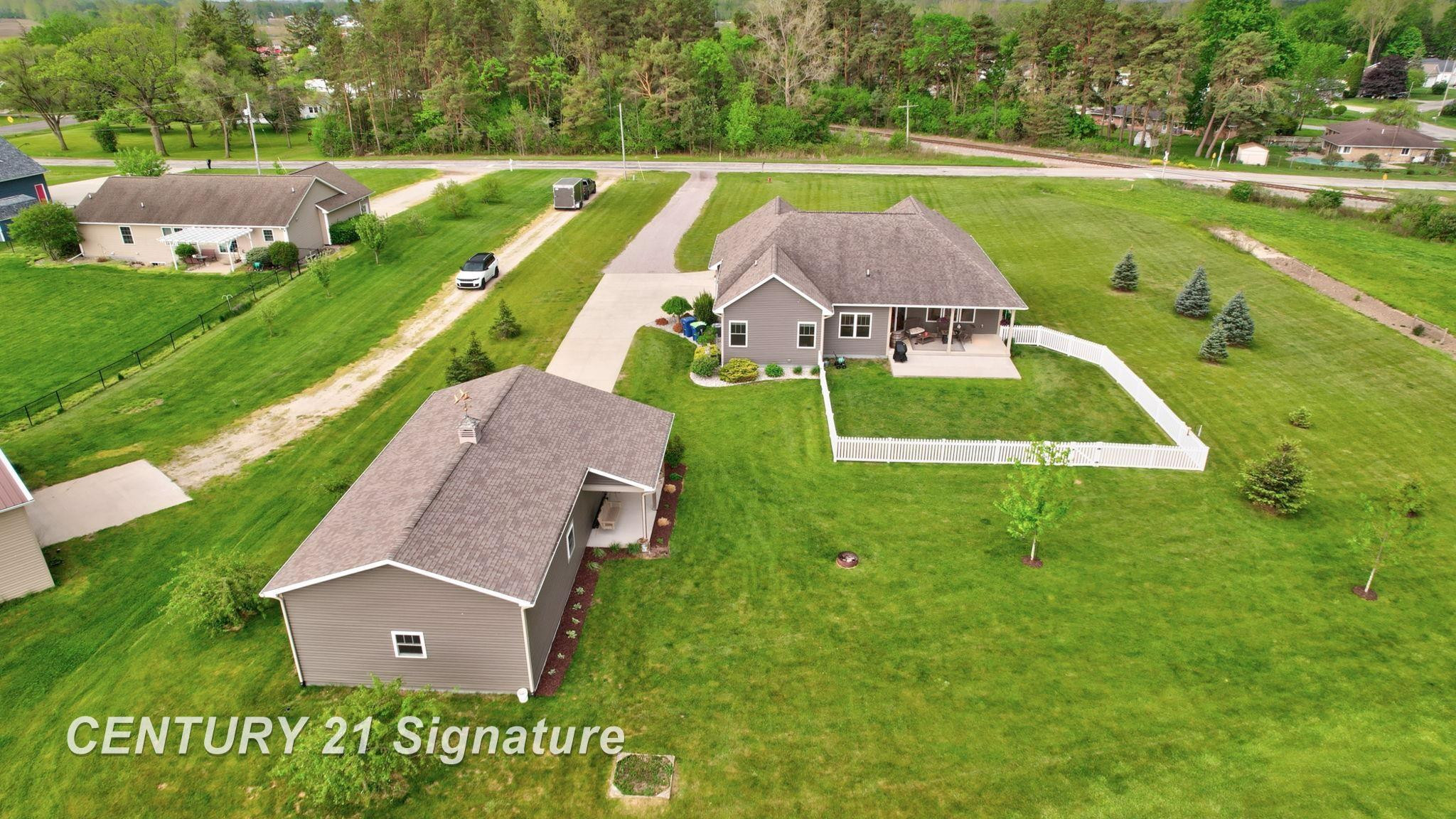 11056 Sarle Road, Freeland, MI 48623 — Photo 73