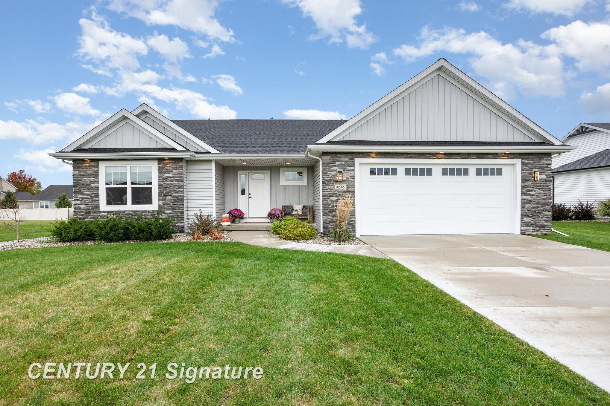 10585 Prairie View Court, Freeland, MI 48623 — Photo 29