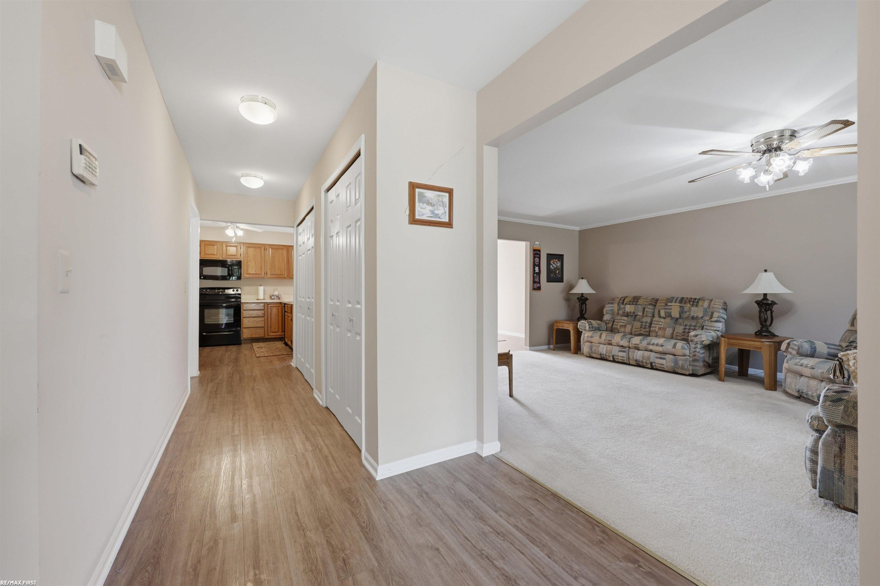 45311 Nottingham Drive, Macomb, MI 48044 — Photo 3