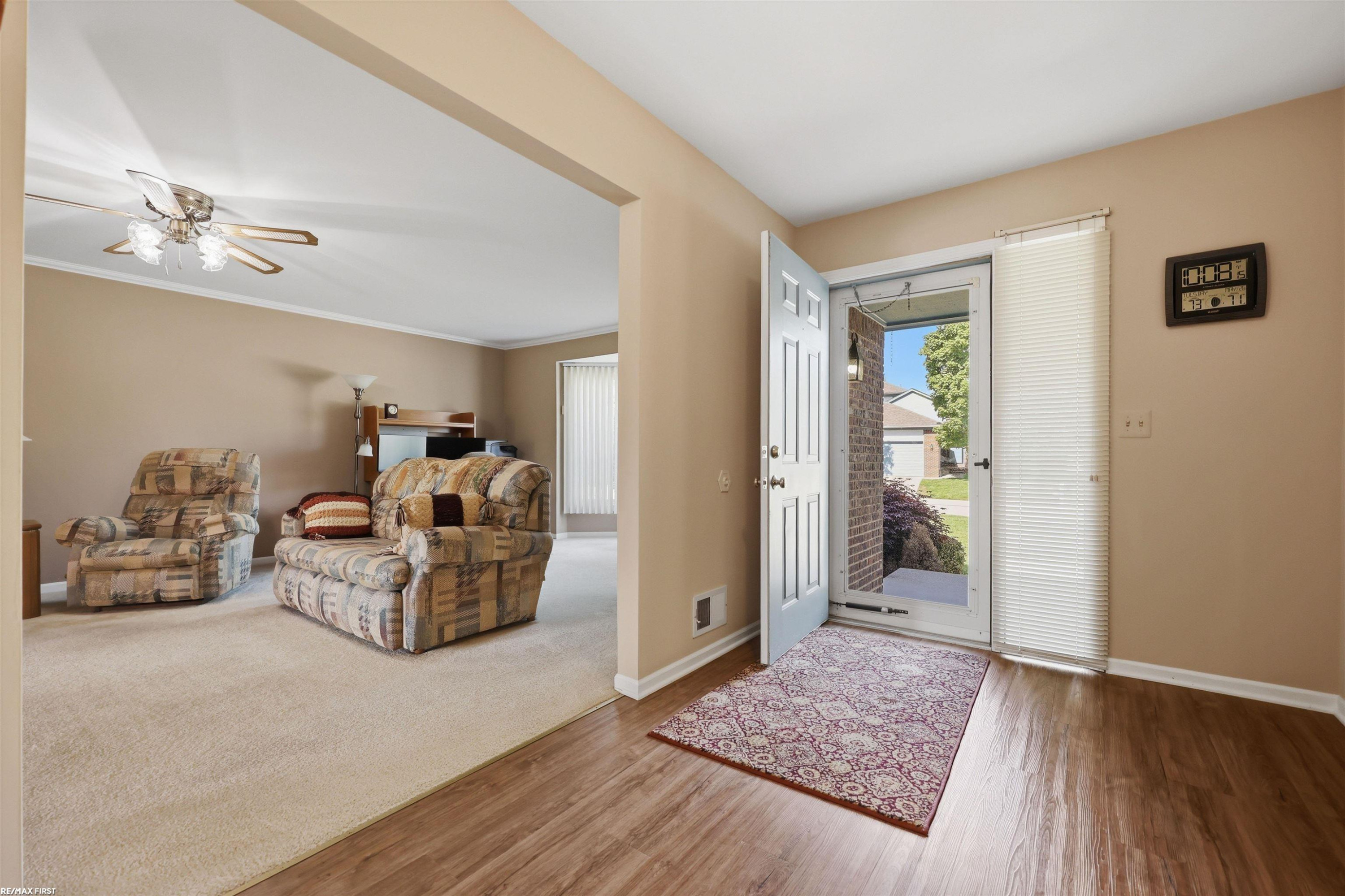 45311 Nottingham Drive, Macomb, MI 48044 — Photo 4