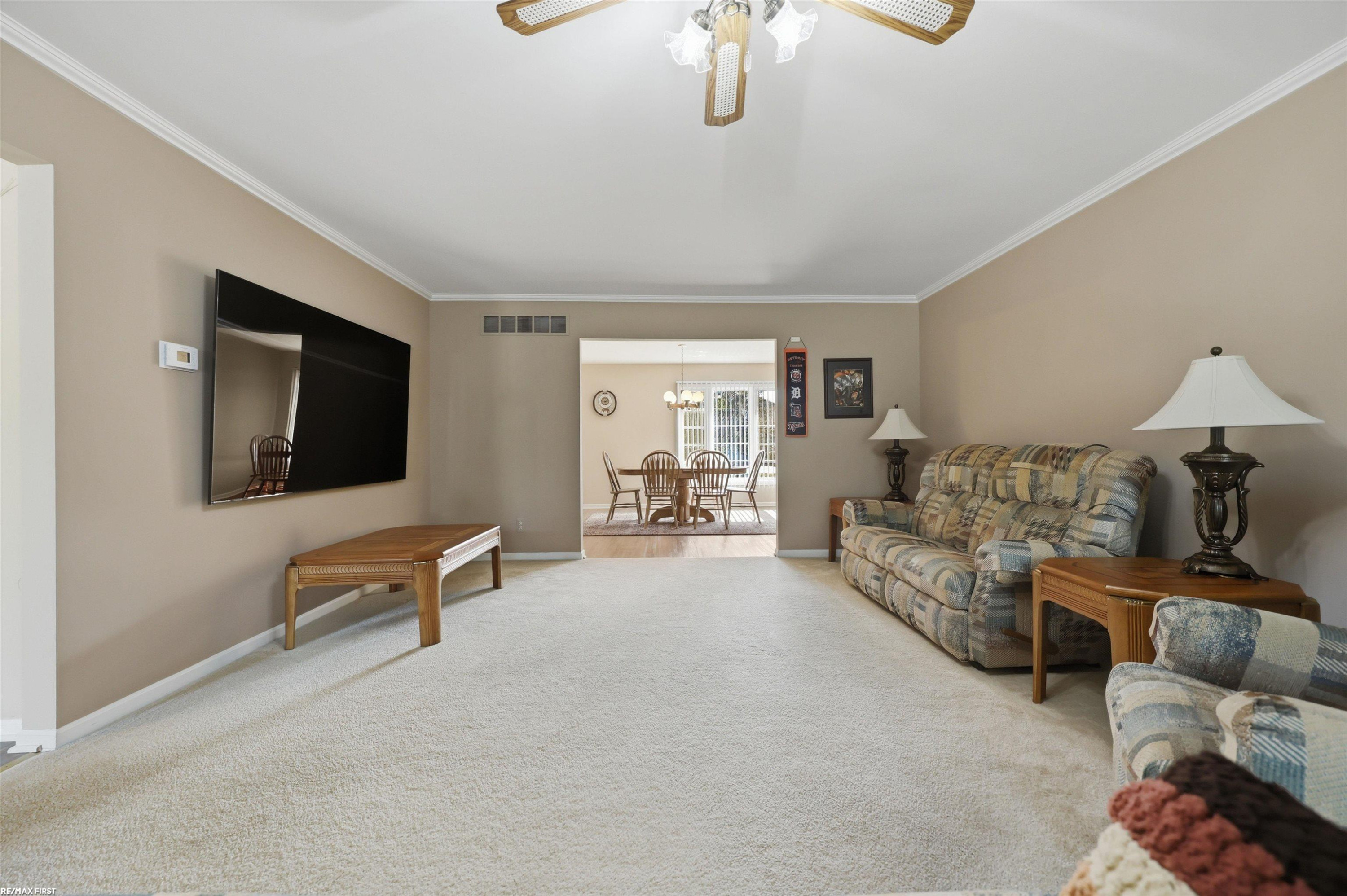 45311 Nottingham Drive, Macomb, MI 48044 — Photo 6