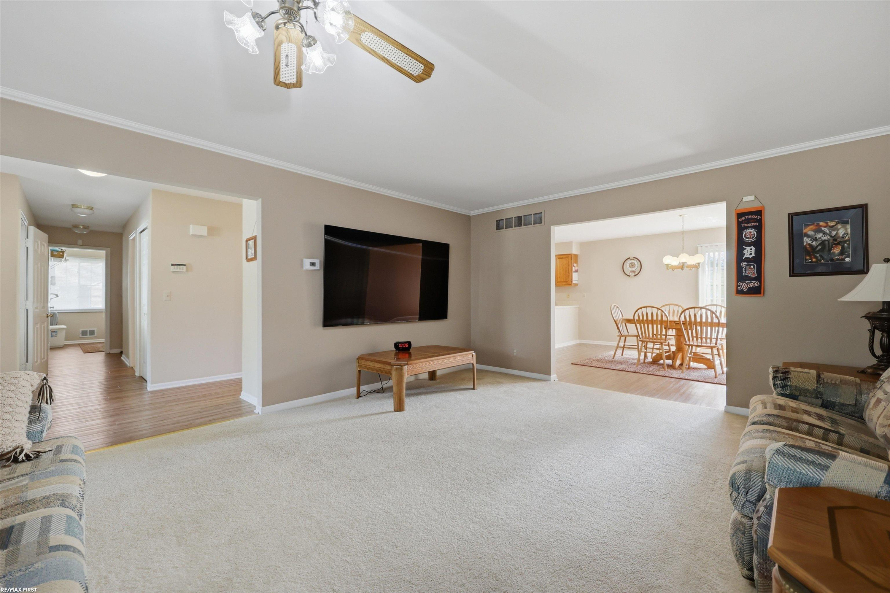 45311 Nottingham Drive, Macomb, MI 48044 — Photo 7