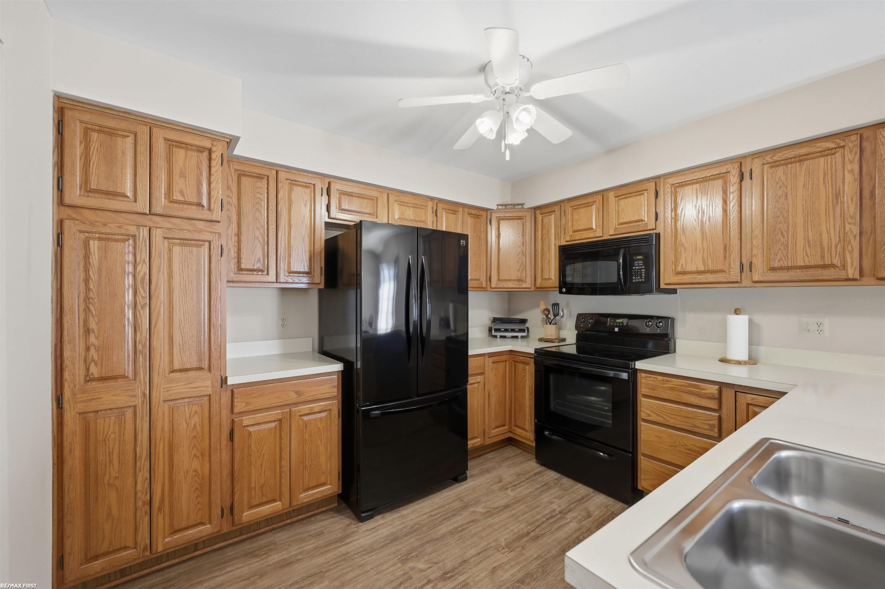 45311 Nottingham Drive, Macomb, MI 48044 — Photo 14