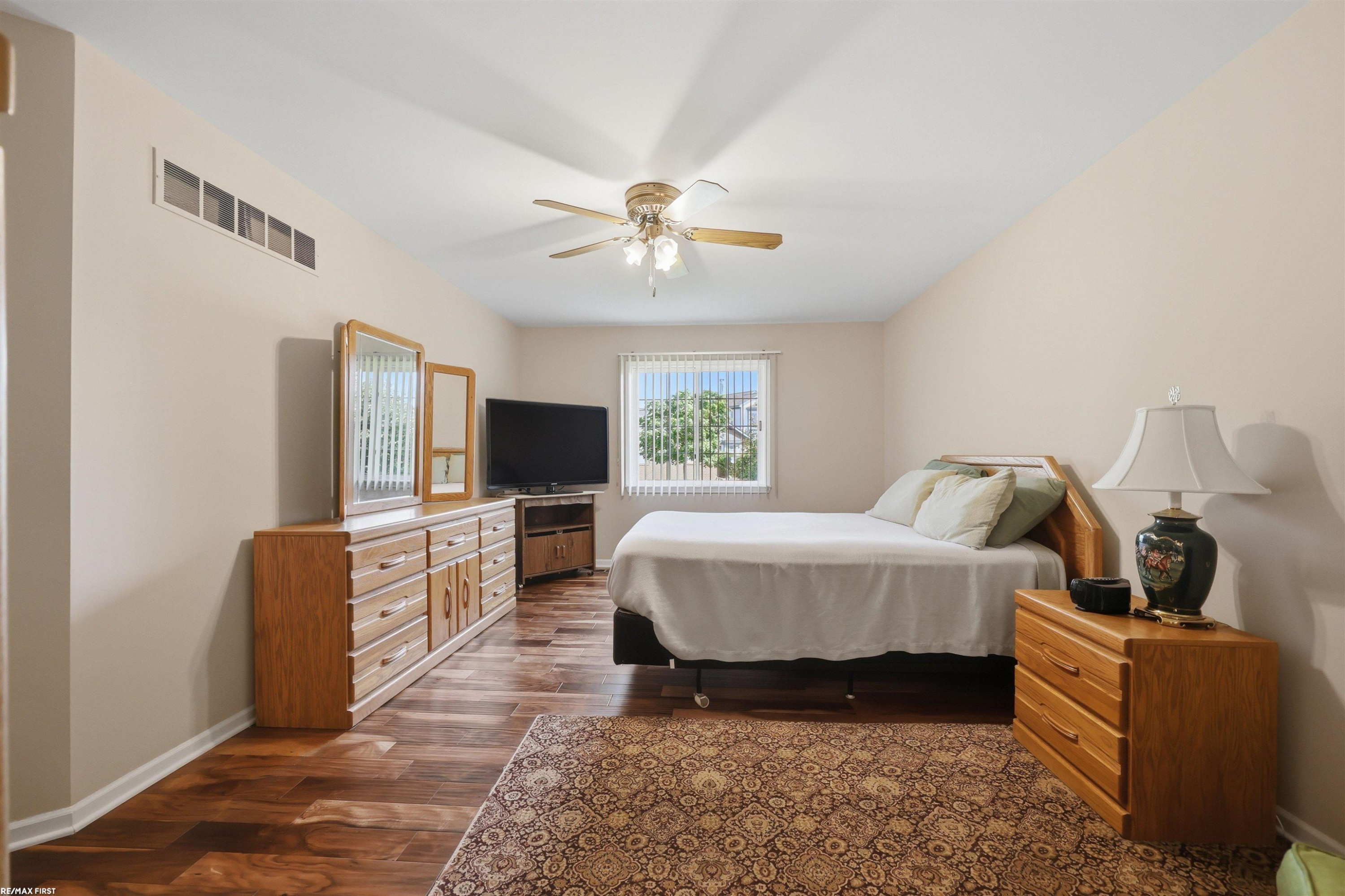 45311 Nottingham Drive, Macomb, MI 48044 — Photo 19