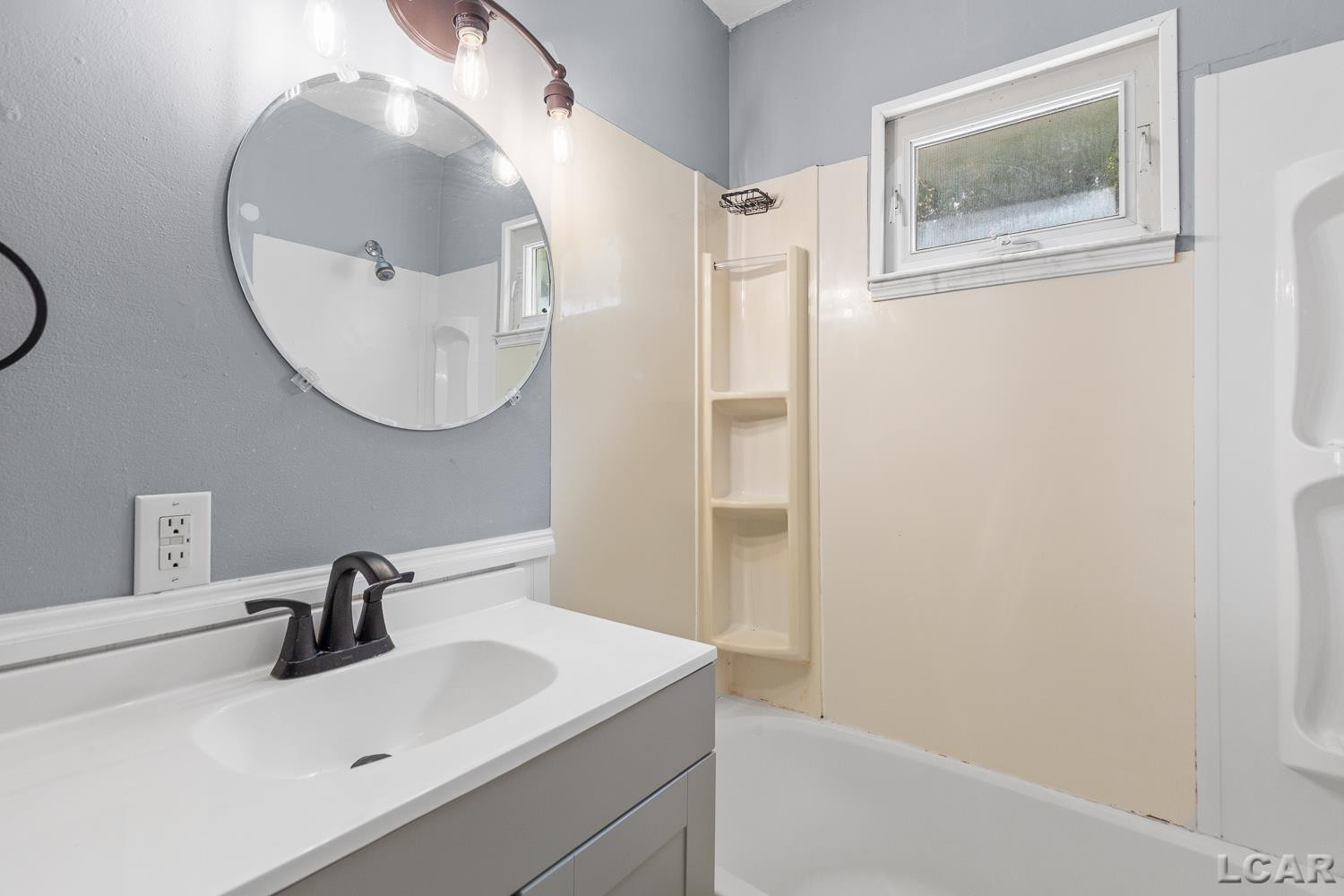 431 Oden Way, Adrian, MI 49221 — Photo 21